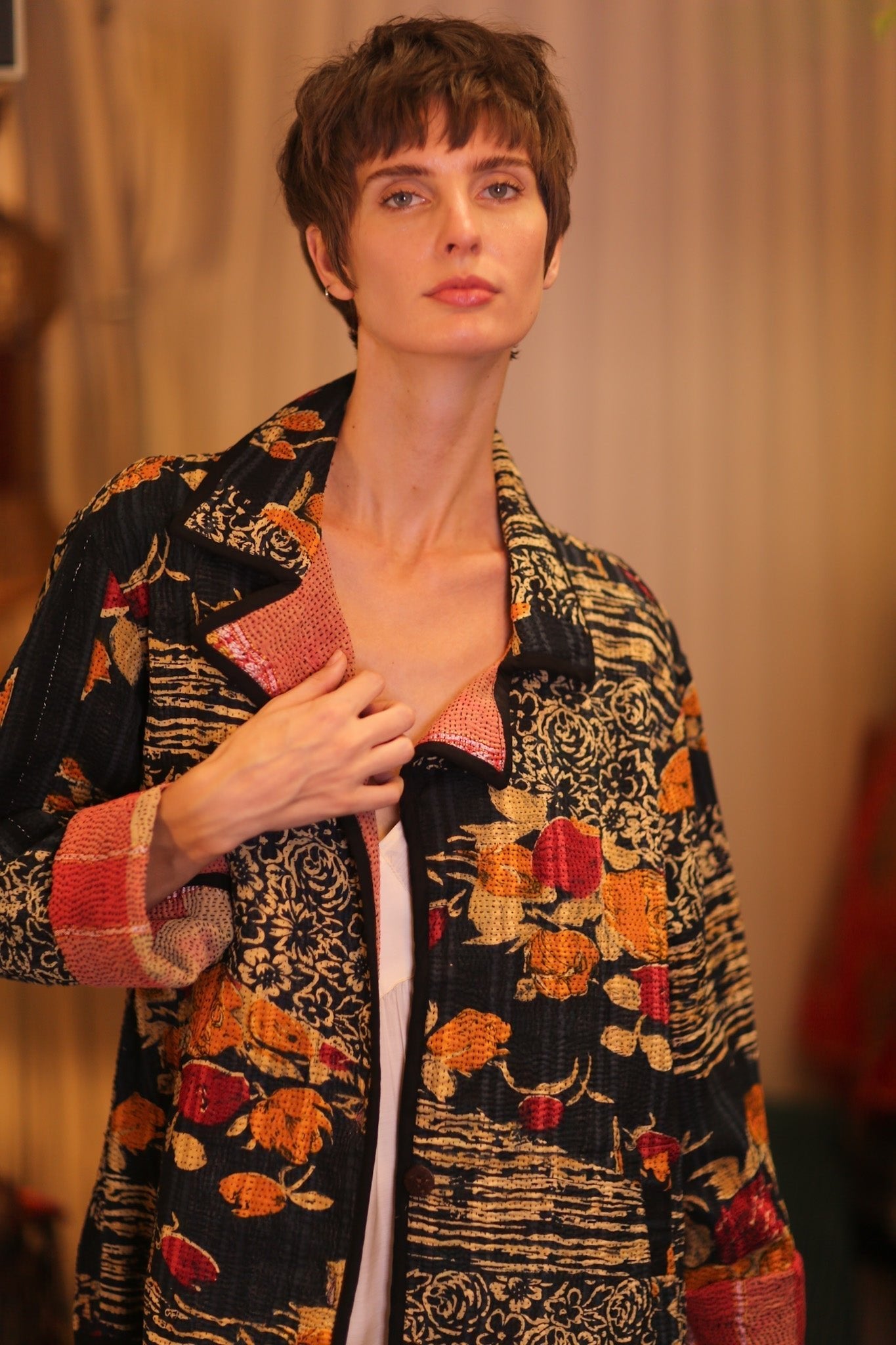 BLACK FLORAL KANTHA JACKET LOTA - MOMO STUDIO BERLIN - Berlin Concept Store - sustainable & ethical fashion