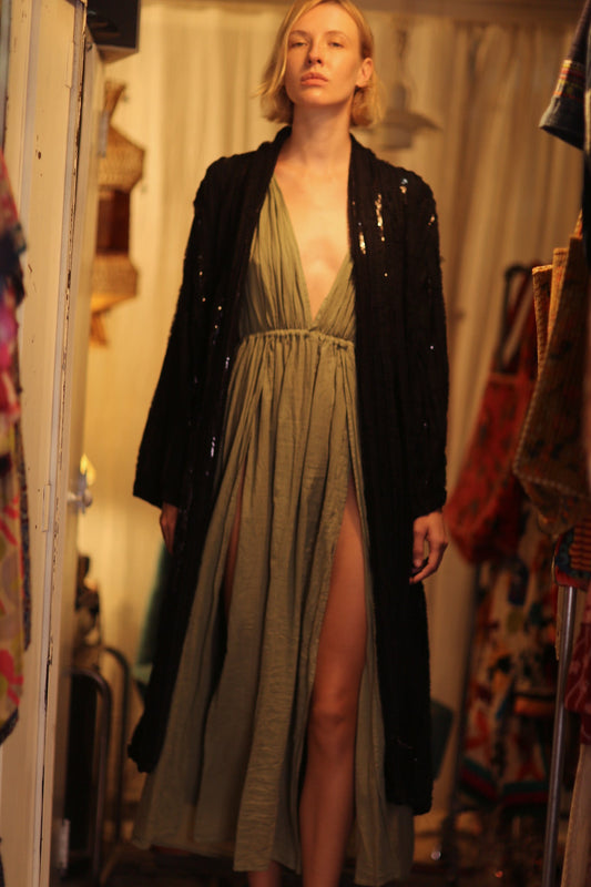 BLACK FRILL SEQUIN EMBROIDERED KIMONO ISAI - MOMO STUDIO BERLIN - Berlin Concept Store - sustainable & ethical fashion