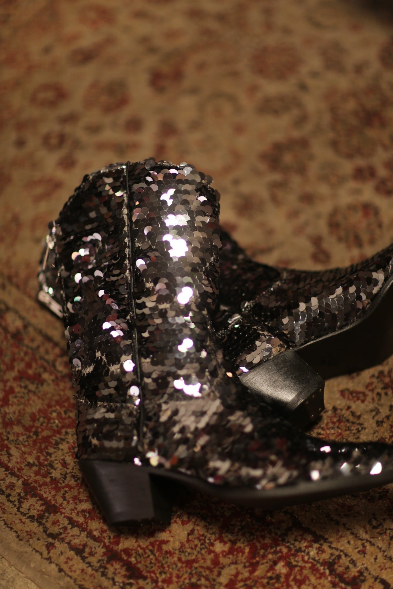BLACK SEQUIN WESTERN BOOTS LUZINE - MOMO STUDIO BERLIN - Berlin Concept Store - sustainable & ethical fashion