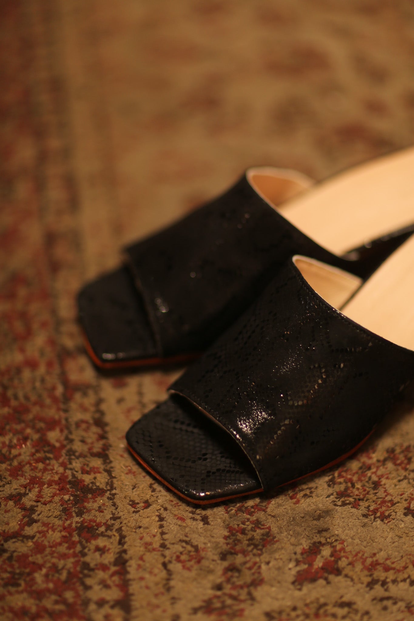 BLACK SNAKE PRINT HEELED MULES FILU - MOMO STUDIO BERLIN - Berlin Concept Store - sustainable & ethical fashion