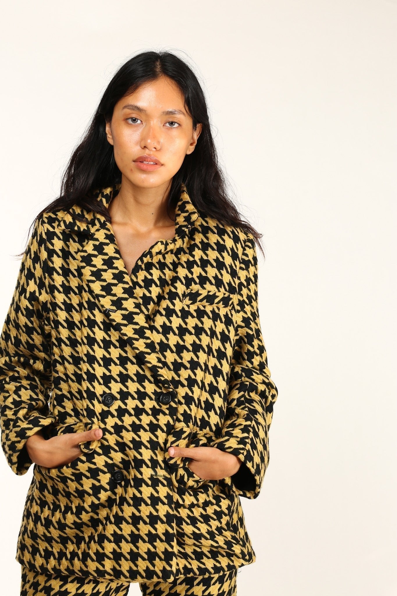 BLACK YELLOW CHECKERED JACKET BLAZER ROINA - MOMO STUDIO BERLIN - Berlin Concept Store - sustainable & ethical fashion