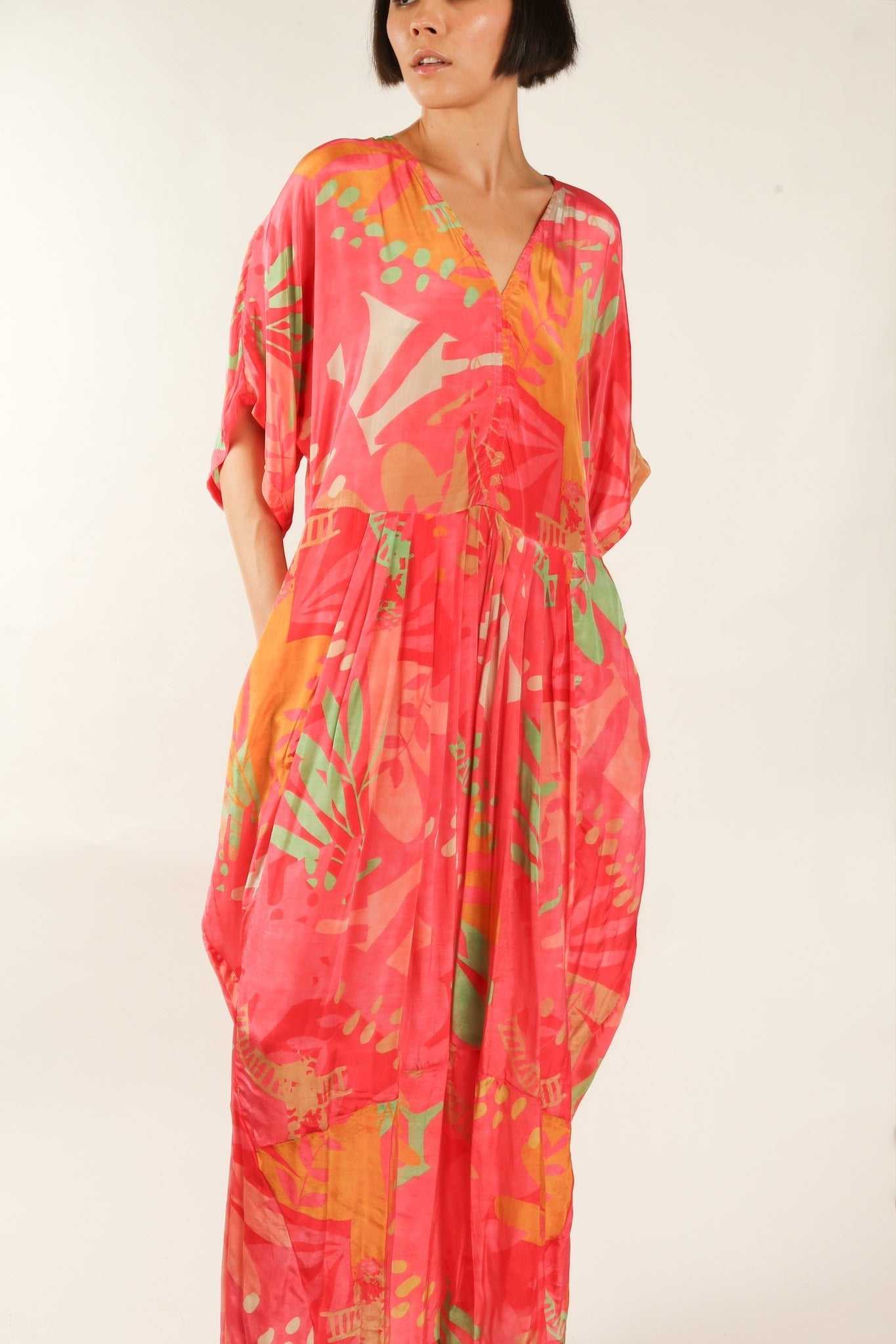 BLOCK PRINT SILK KAFTAN DRESS LIA - MOMO STUDIO BERLIN - Berlin Concept Store - sustainable & ethical fashion