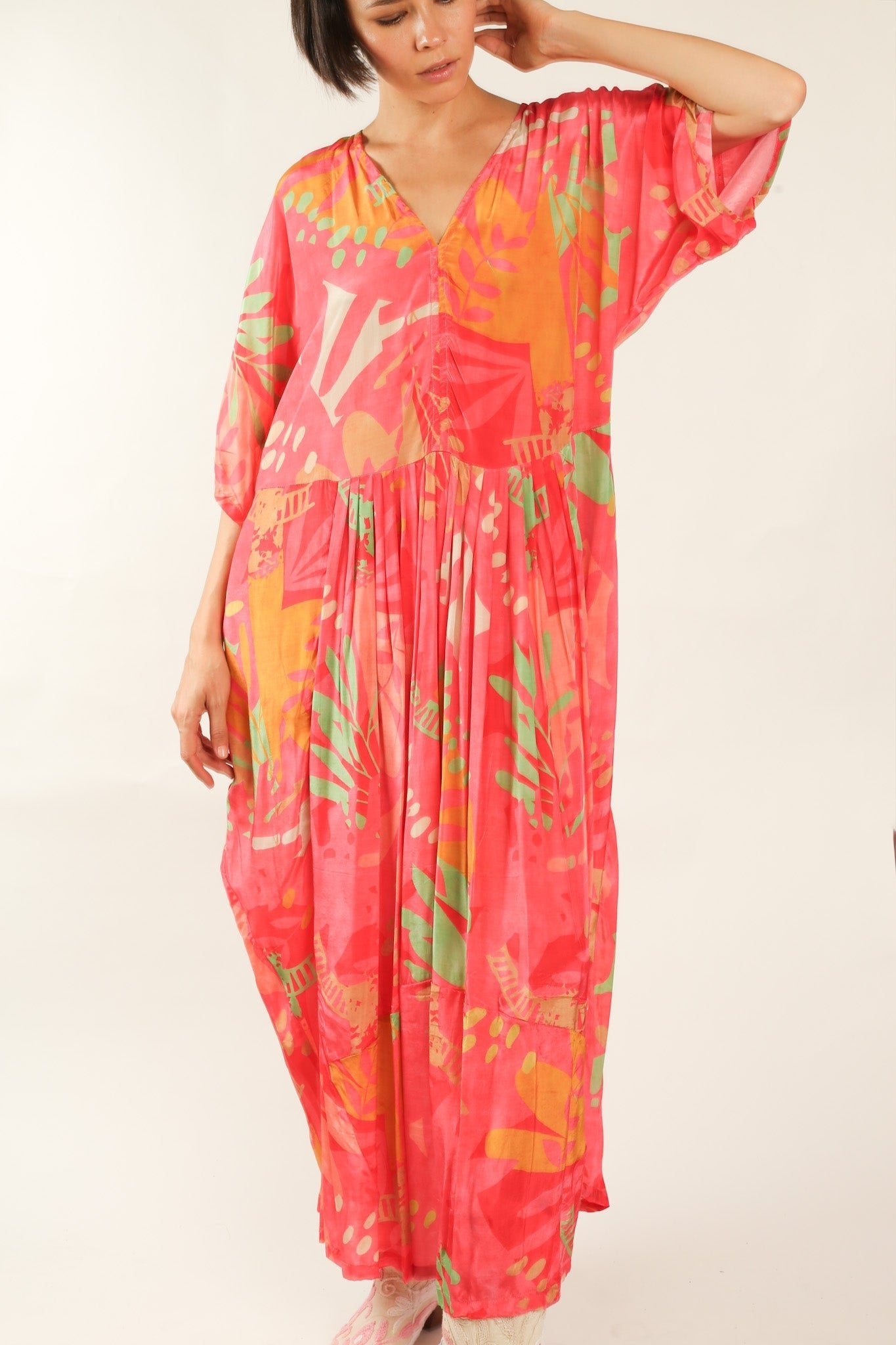 BLOCK PRINT SILK KAFTAN DRESS LIA - MOMO STUDIO BERLIN - Berlin Concept Store - sustainable & ethical fashion