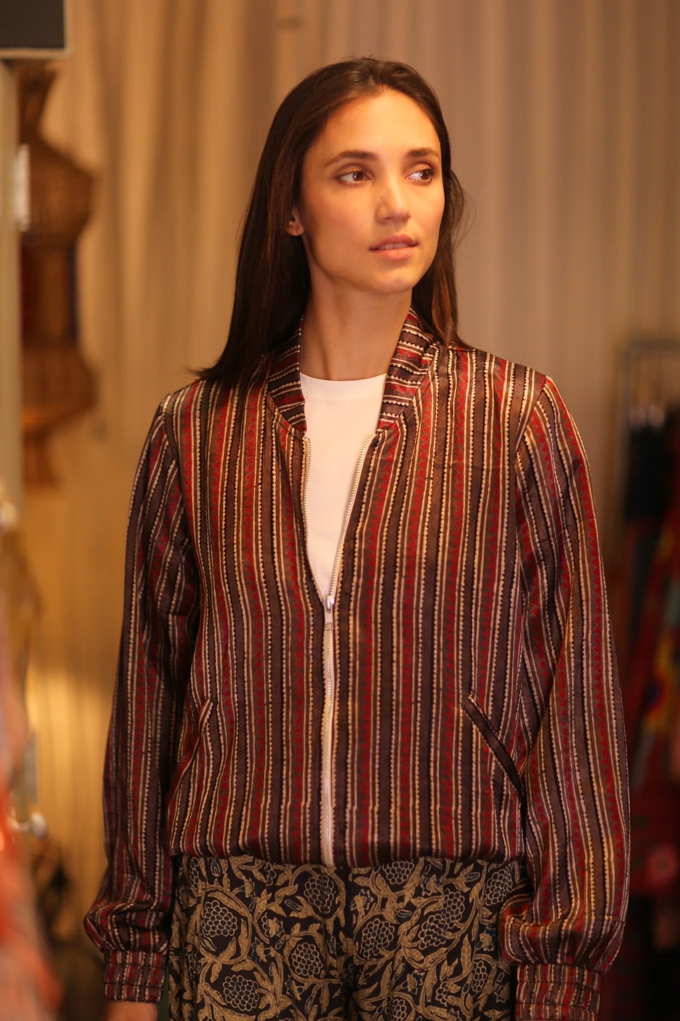BOMBER JACKET SILK ANCHA QATARI - MOMO STUDIO BERLIN - Berlin Concept Store - sustainable & ethical fashion
