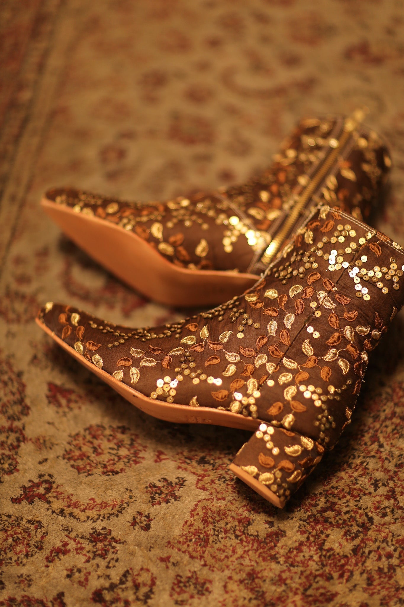 BROWN SEQUIN EMBROIDERED BOOTS - MOMO STUDIO BERLIN - Berlin Concept Store - sustainable & ethical fashion