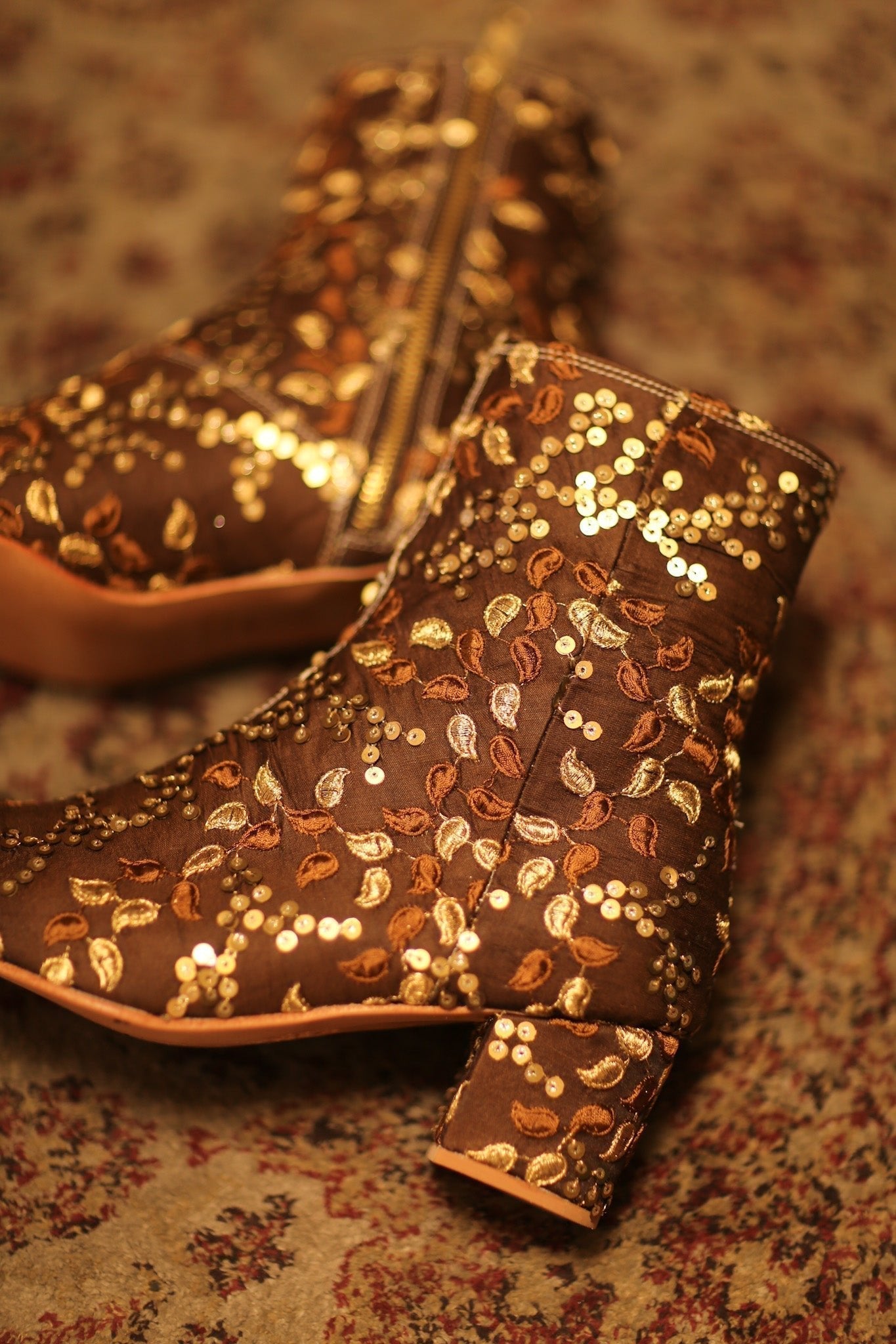 BROWN SEQUIN EMBROIDERED BOOTS - MOMO STUDIO BERLIN - Berlin Concept Store - sustainable & ethical fashion
