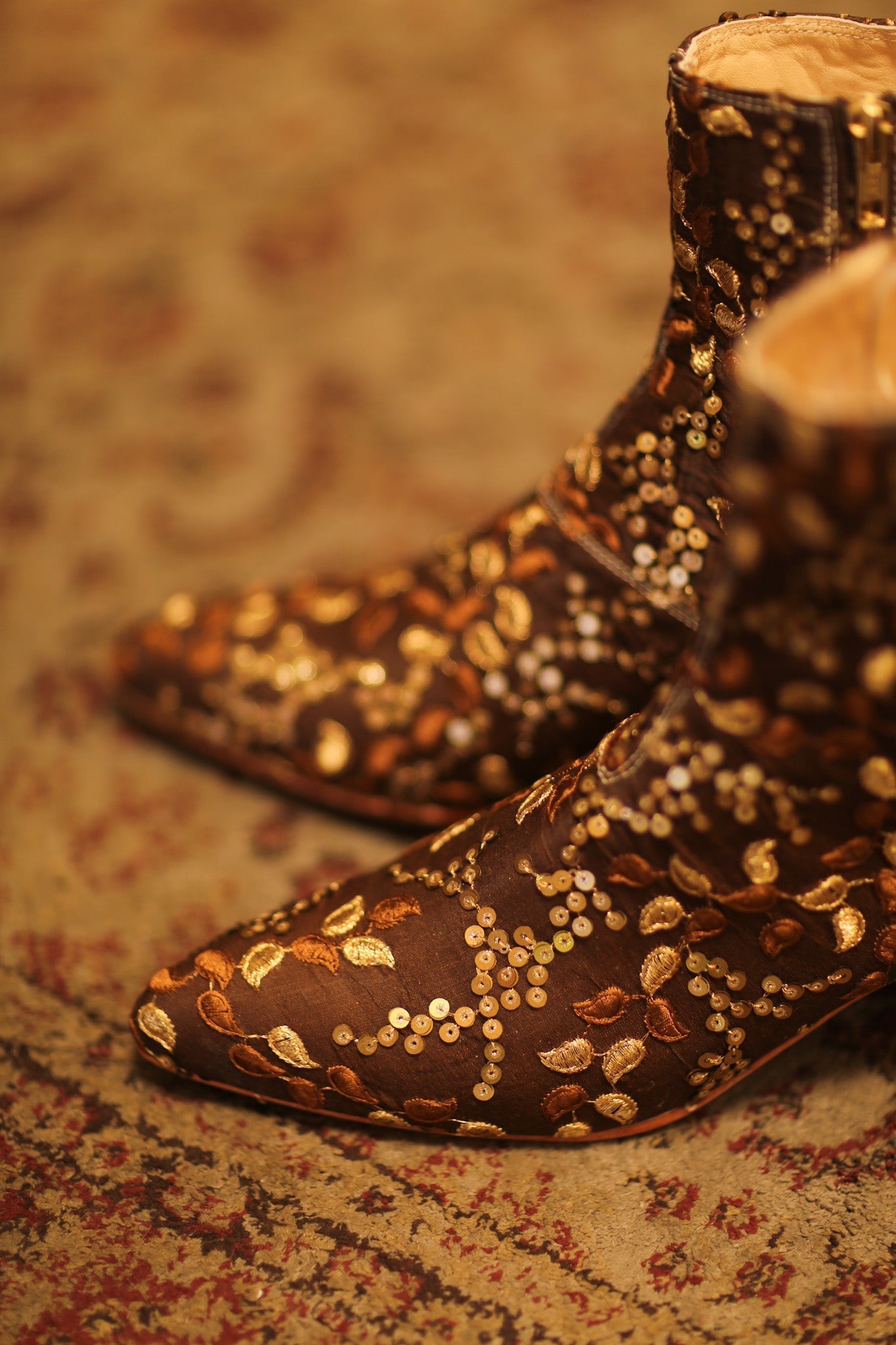 BROWN SEQUIN EMBROIDERED BOOTS - MOMO STUDIO BERLIN - Berlin Concept Store - sustainable & ethical fashion