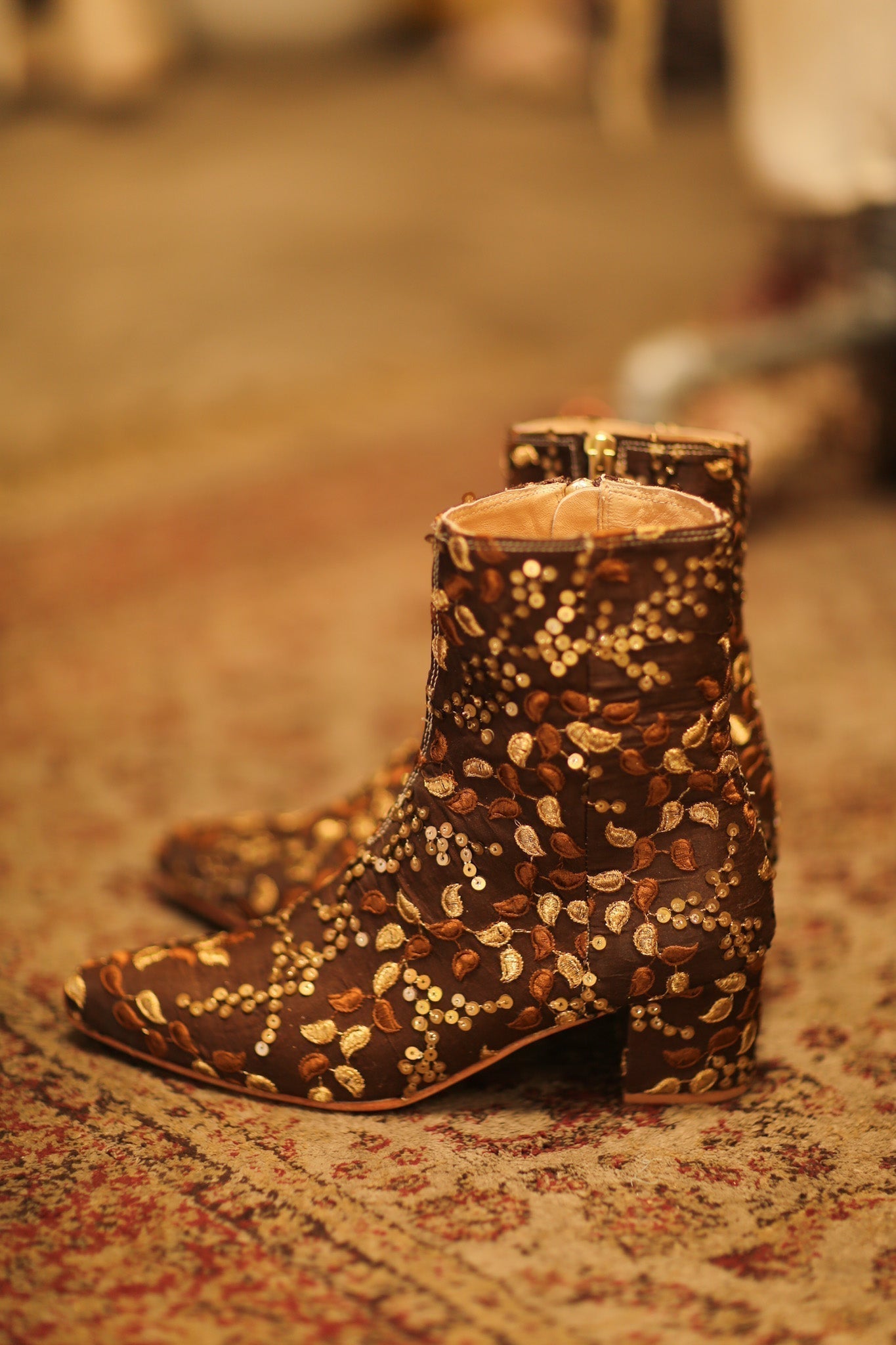 BROWN SEQUIN EMBROIDERED BOOTS - MOMO STUDIO BERLIN - Berlin Concept Store - sustainable & ethical fashion