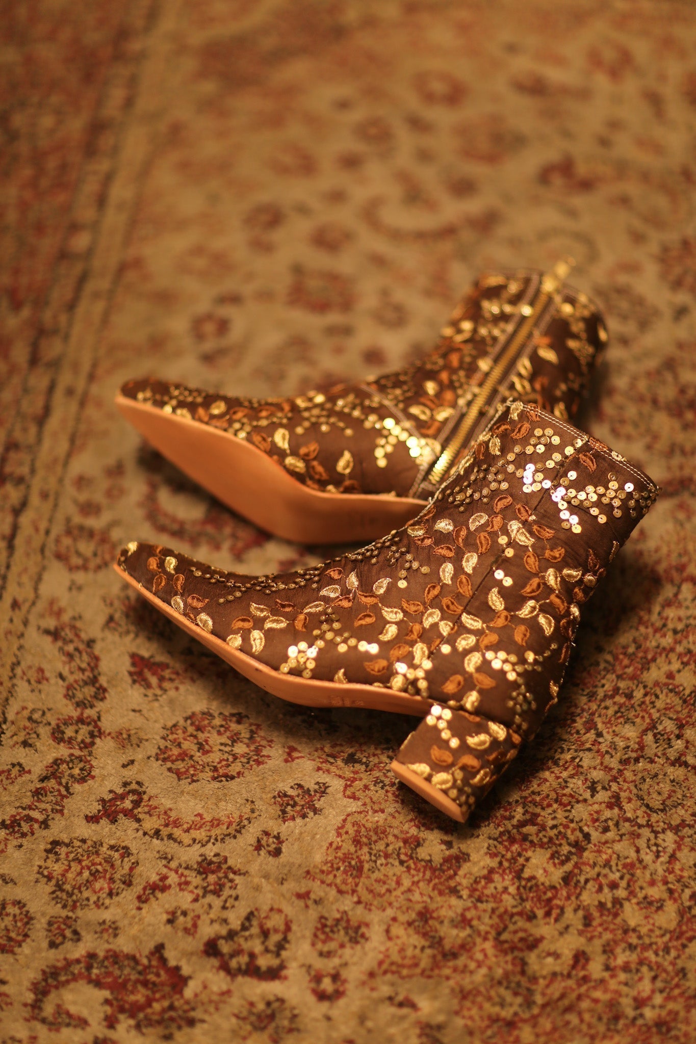 BROWN SEQUIN EMBROIDERED BOOTS - MOMO STUDIO BERLIN - Berlin Concept Store - sustainable & ethical fashion