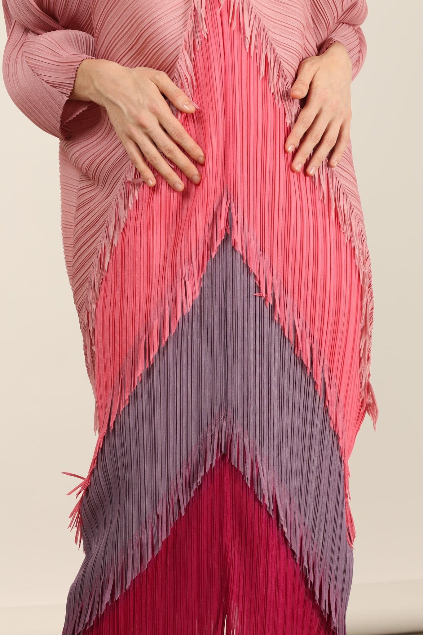 CAFTAN PLEATED DRESS MARA KAFTAN - MOMO STUDIO BERLIN - Berlin Concept Store - sustainable & ethical fashion