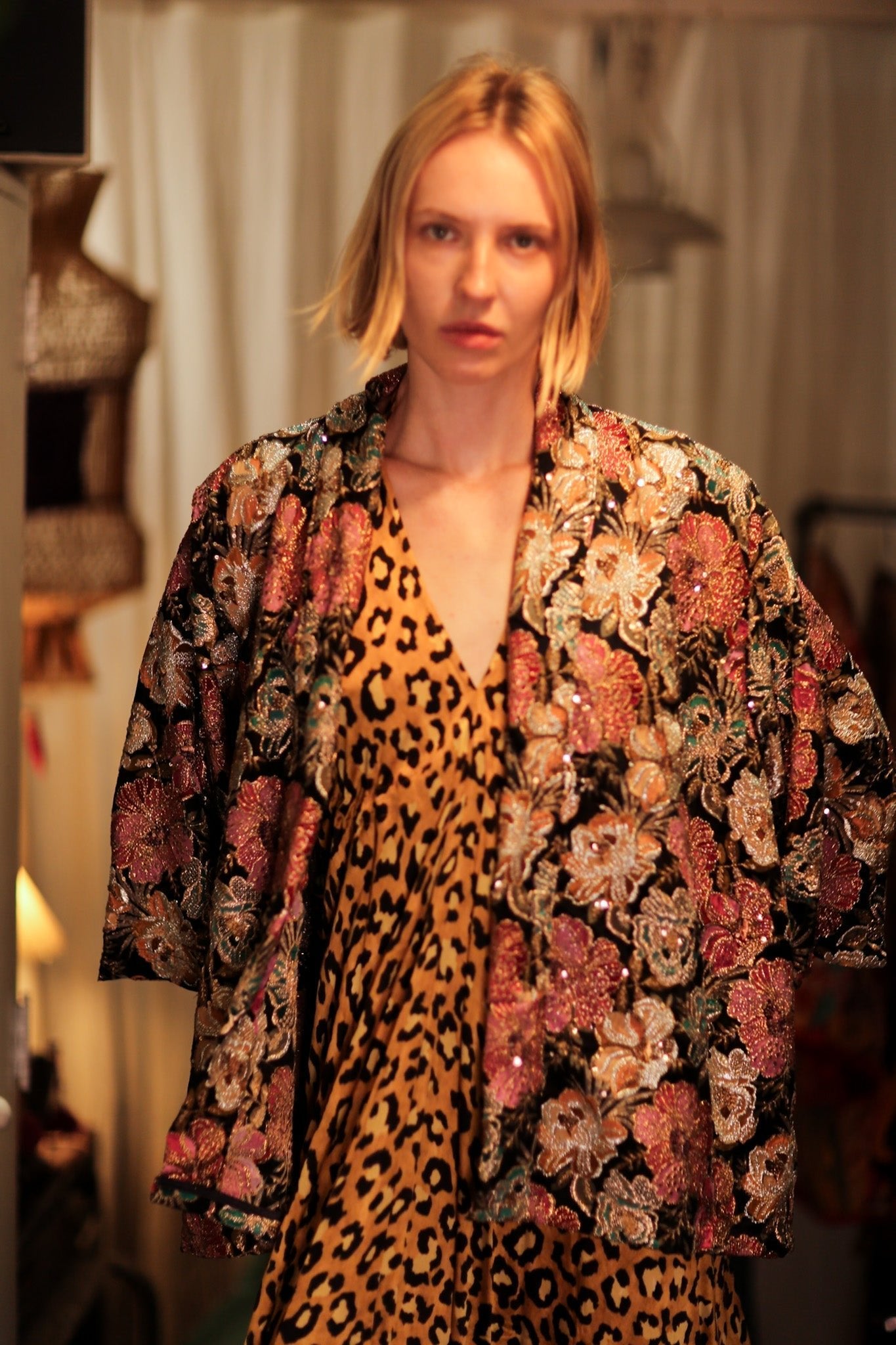CARINE EMBROIDERED SILK KIMONO MULTI FLOWER - MOMO STUDIO BERLIN - Berlin Concept Store - sustainable & ethical fashion