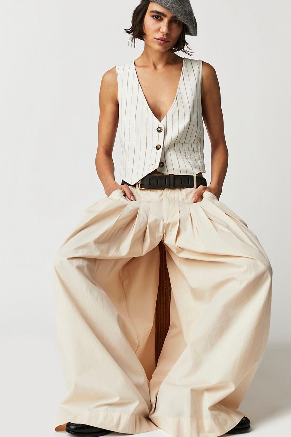 CASSIA PLEATED TROUSERS WIDE LEG PANTS - MOMO STUDIO BERLIN - Berlin Concept Store - sustainable & ethical fashion