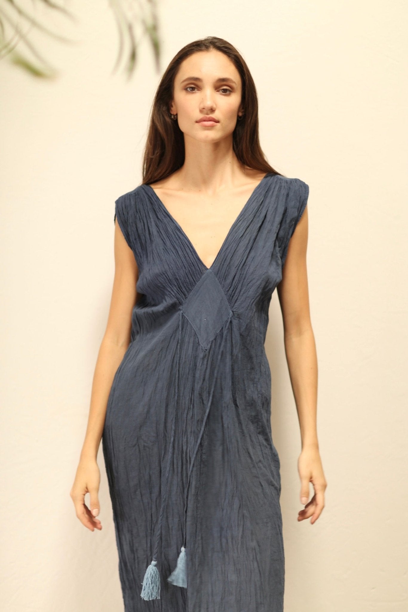 CLIO V SHOULDER DRESS - MOMO STUDIO BERLIN - Berlin Concept Store - sustainable & ethical fashion