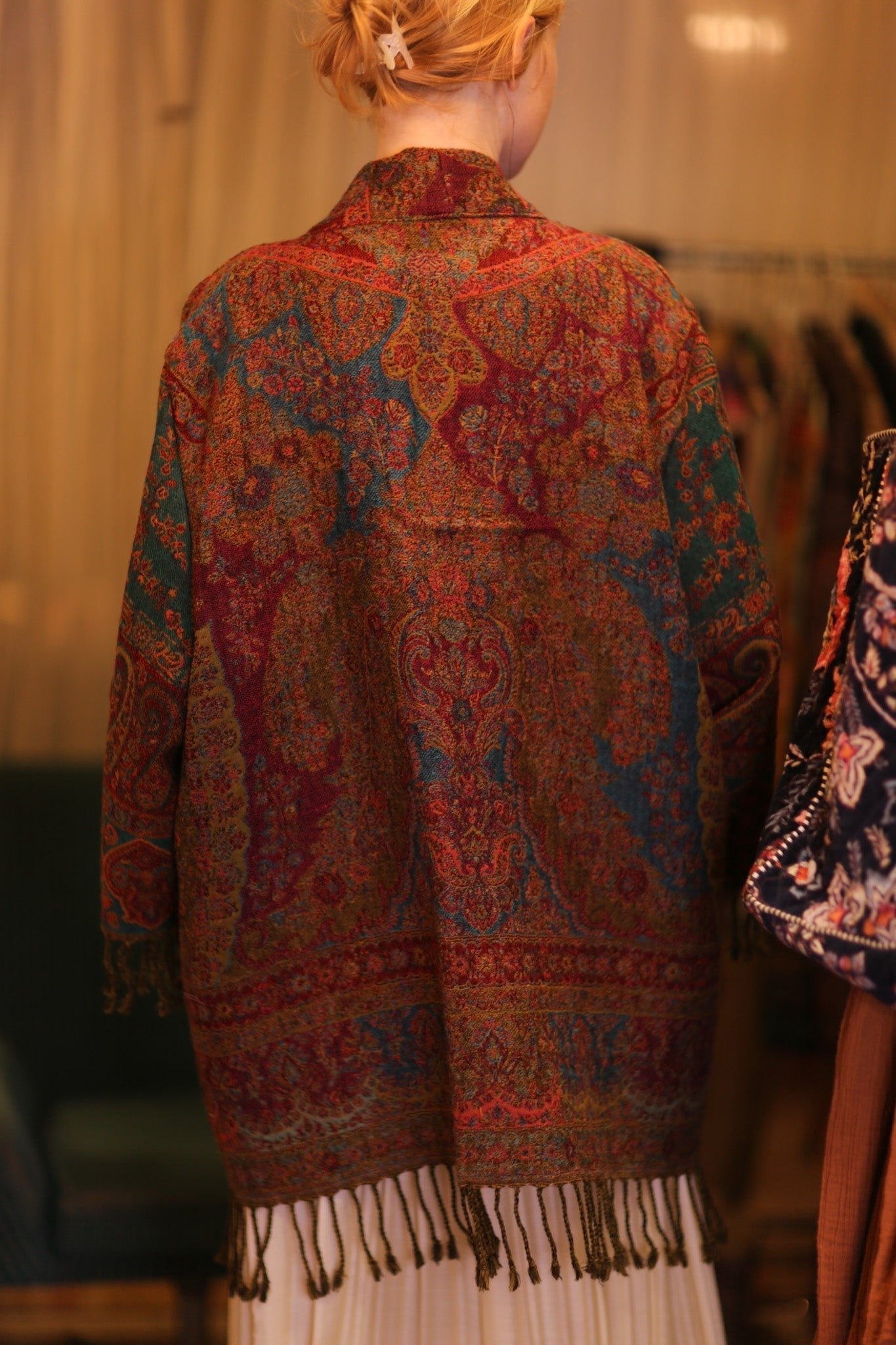 CONE PATTERN EMBROIDERED COTTON WOOL SHAWL HAYSHAN - MOMO STUDIO BERLIN - Berlin Concept Store - sustainable & ethical fashion