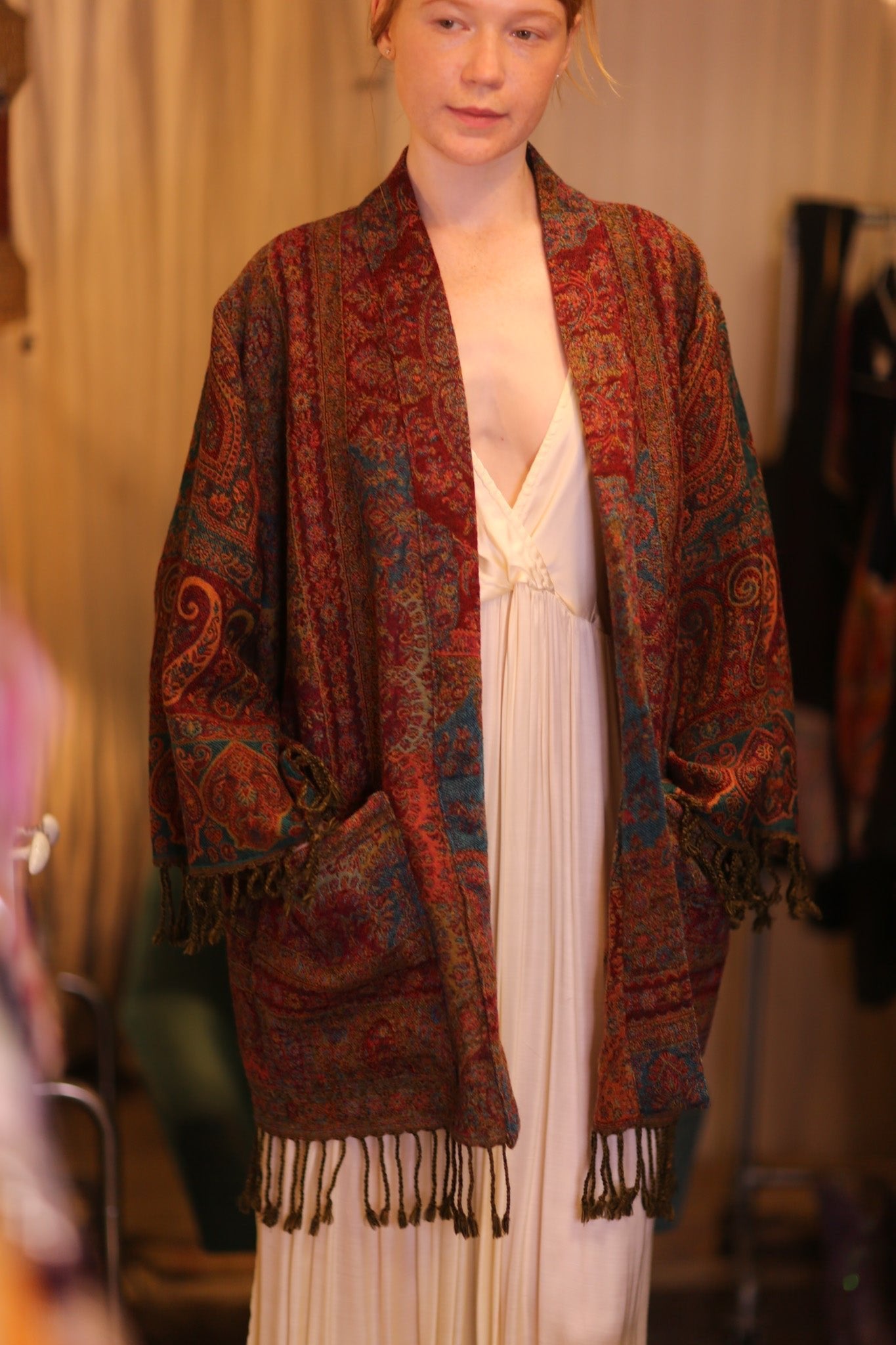CONE PATTERN EMBROIDERED COTTON WOOL SHAWL HAYSHAN - MOMO STUDIO BERLIN - Berlin Concept Store - sustainable & ethical fashion