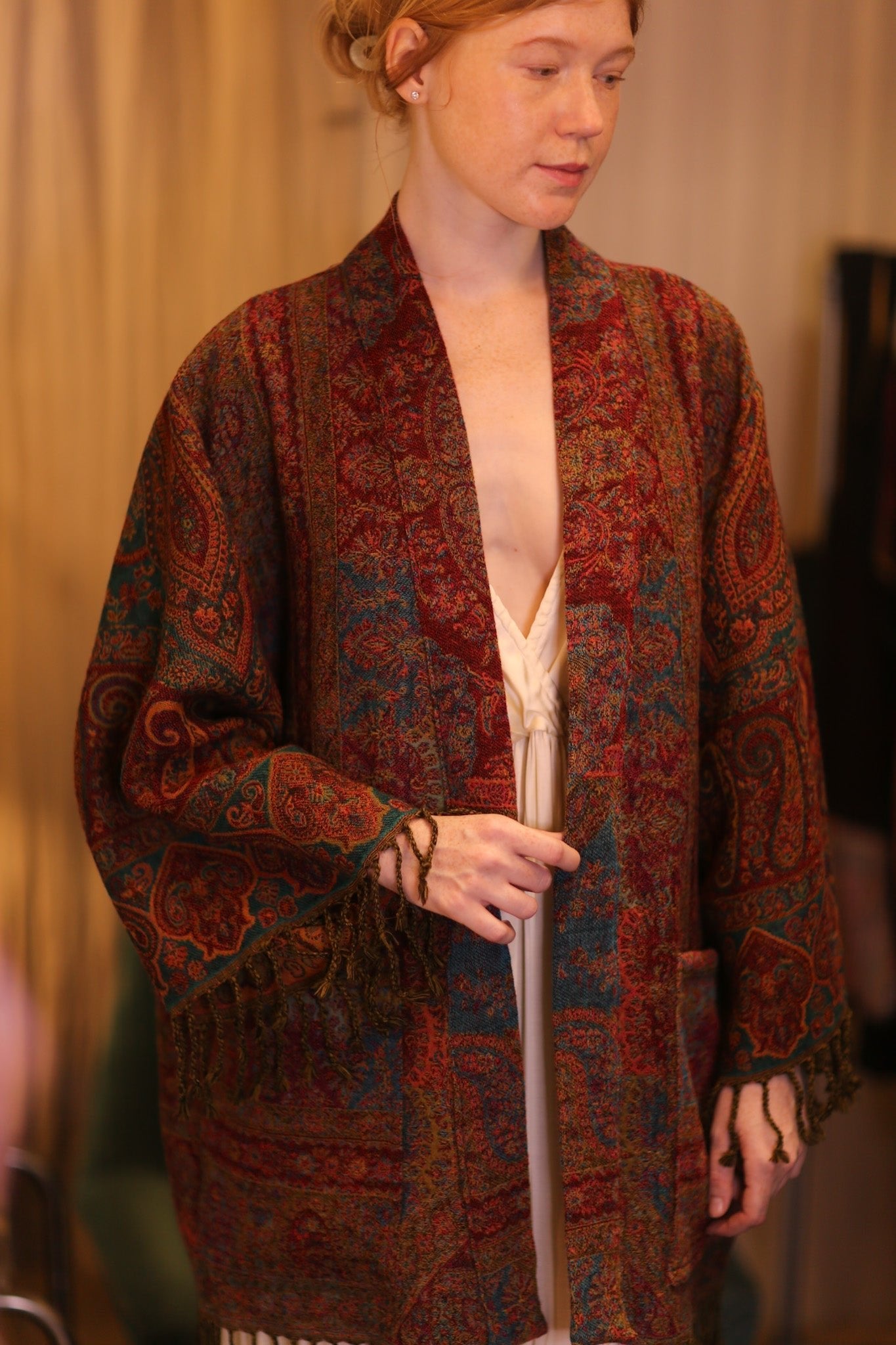 CONE PATTERN EMBROIDERED COTTON WOOL SHAWL HAYSHAN - MOMO STUDIO BERLIN - Berlin Concept Store - sustainable & ethical fashion