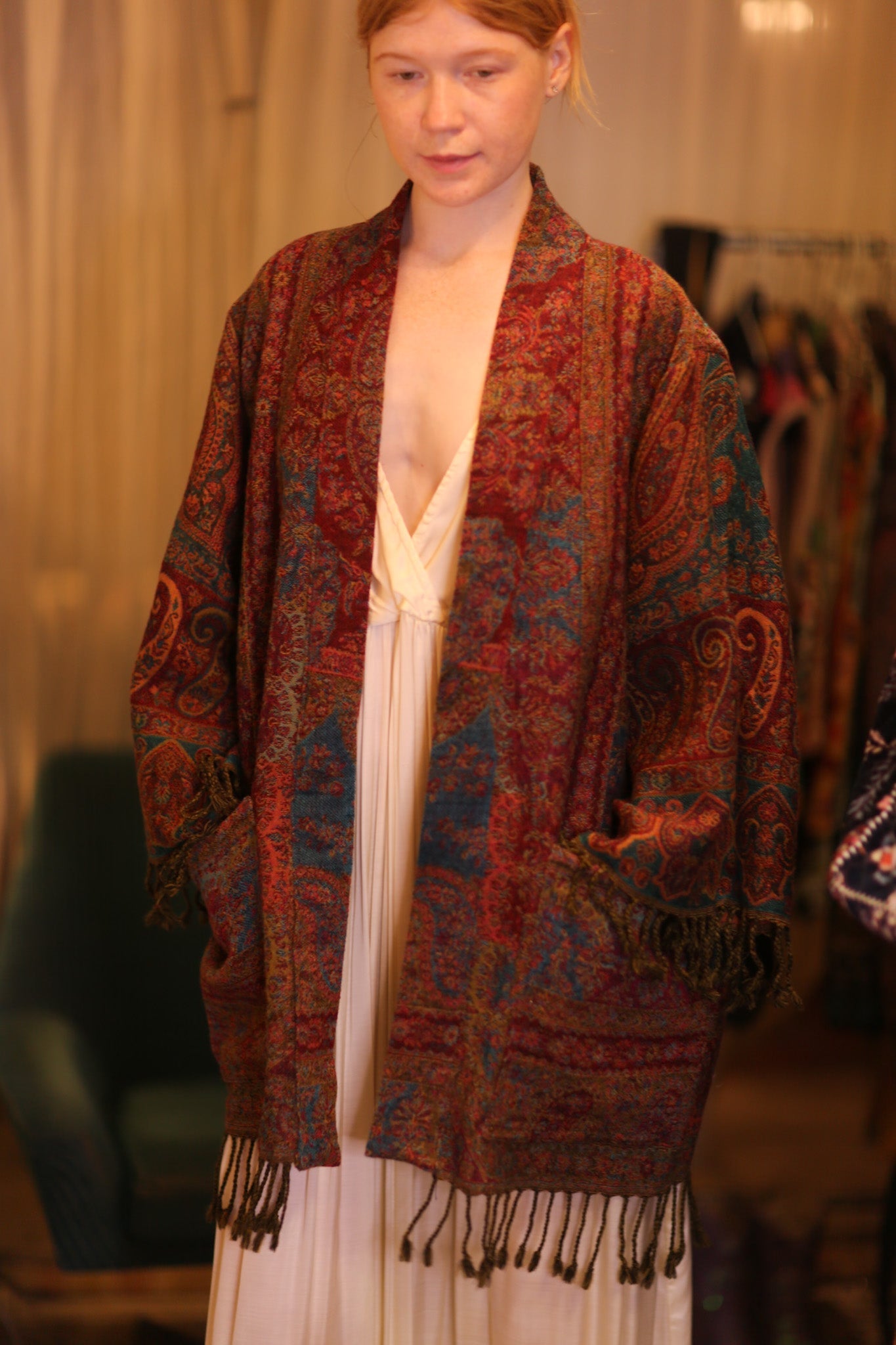 CONE PATTERN EMBROIDERED COTTON WOOL SHAWL HAYSHAN - MOMO STUDIO BERLIN - Berlin Concept Store - sustainable & ethical fashion