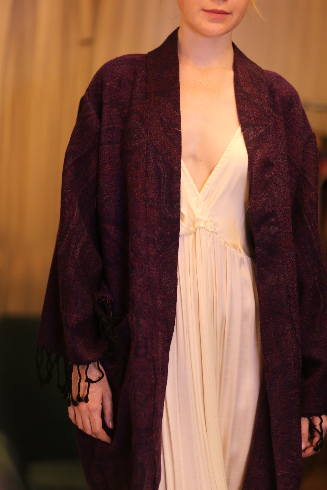 CONE PATTERN EMBROIDERED COTTON WOOL SHAWL THINZAR - MOMO STUDIO BERLIN - Berlin Concept Store - sustainable & ethical fashion