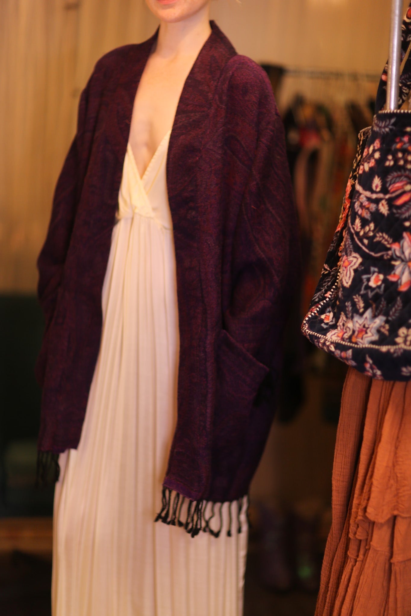CONE PATTERN EMBROIDERED COTTON WOOL SHAWL THINZAR - MOMO STUDIO BERLIN - Berlin Concept Store - sustainable & ethical fashion