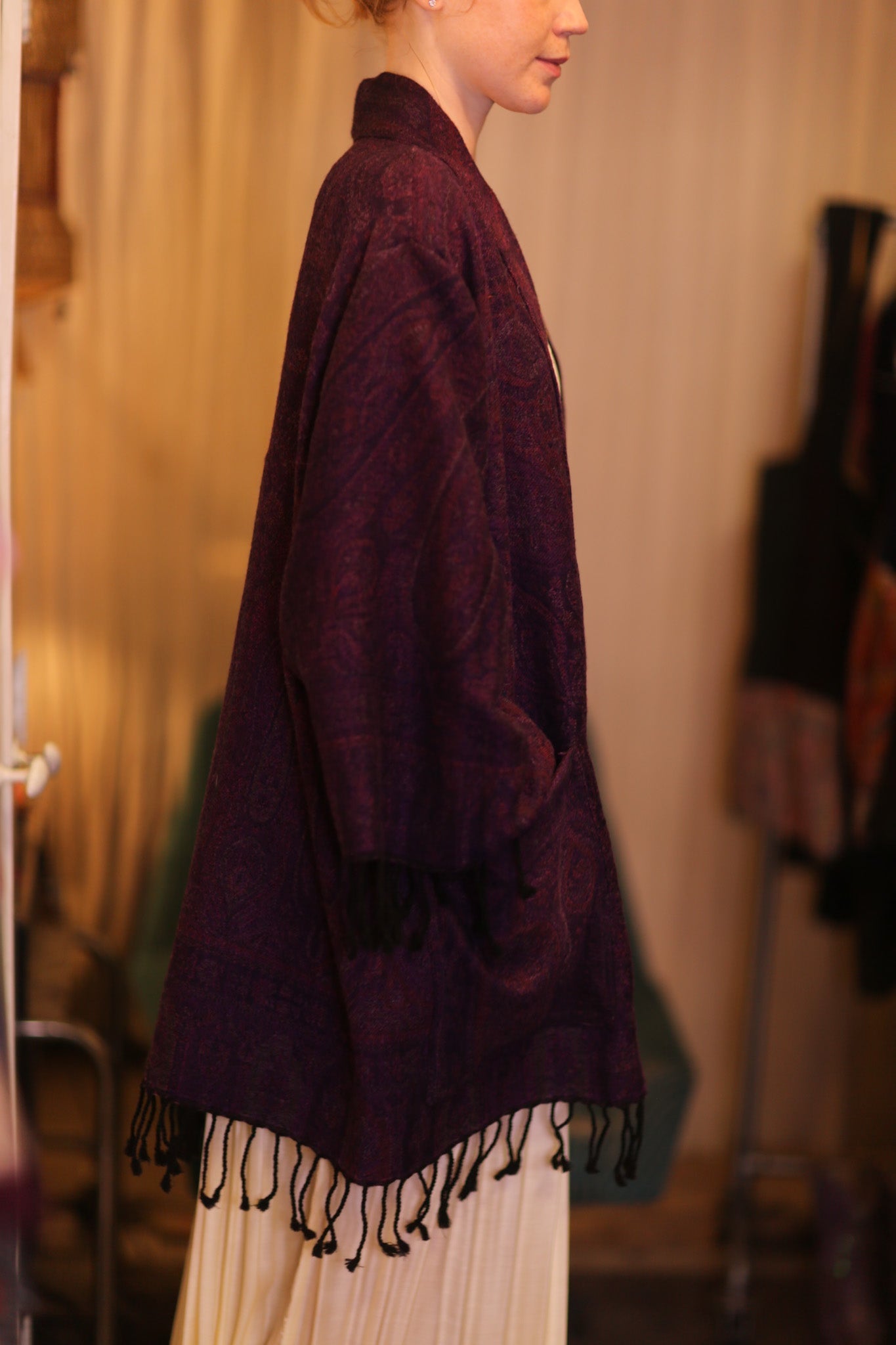 CONE PATTERN EMBROIDERED COTTON WOOL SHAWL THINZAR - MOMO STUDIO BERLIN - Berlin Concept Store - sustainable & ethical fashion