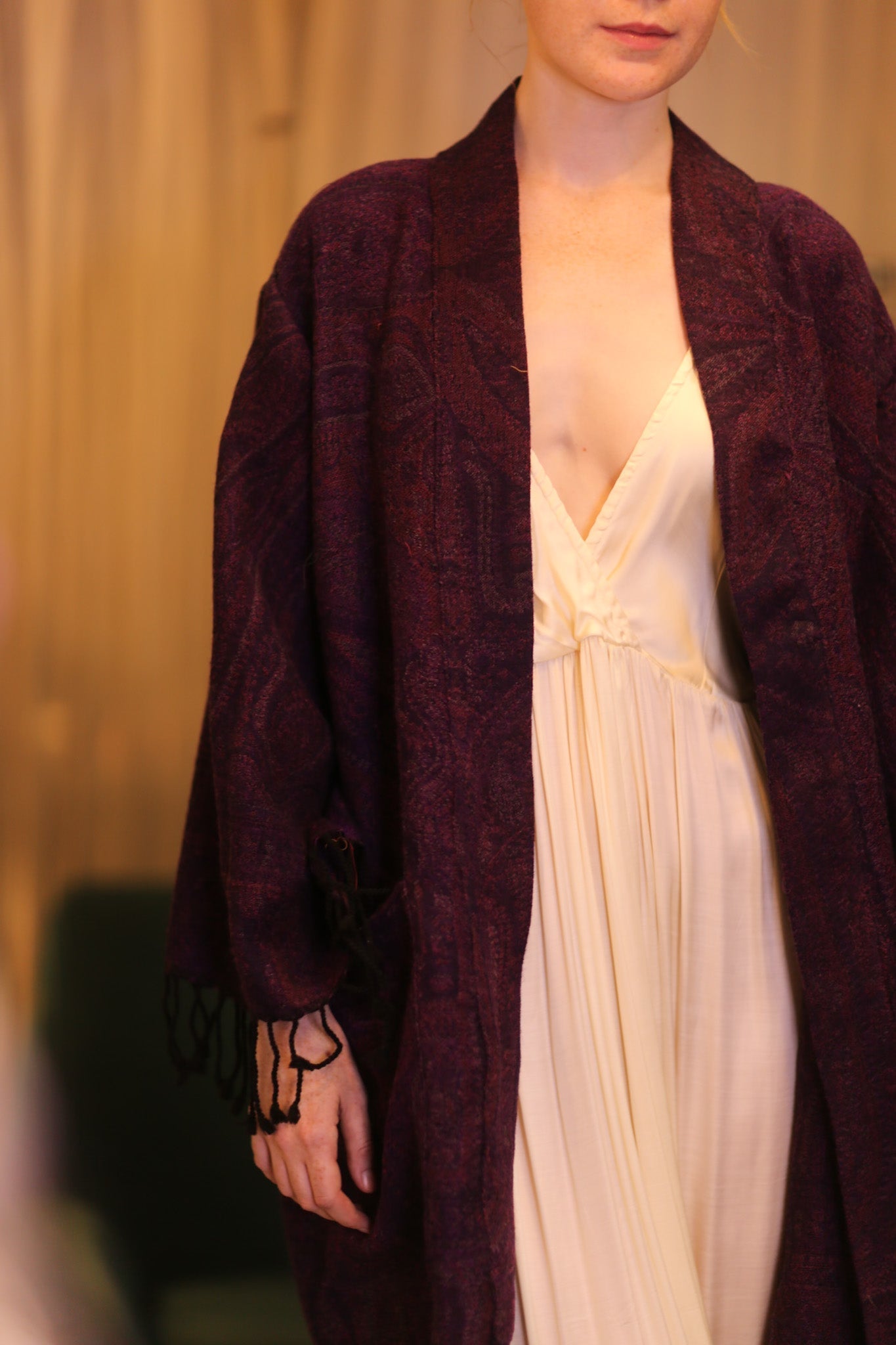 CONE PATTERN EMBROIDERED COTTON WOOL SHAWL THINZAR - MOMO STUDIO BERLIN - Berlin Concept Store - sustainable & ethical fashion