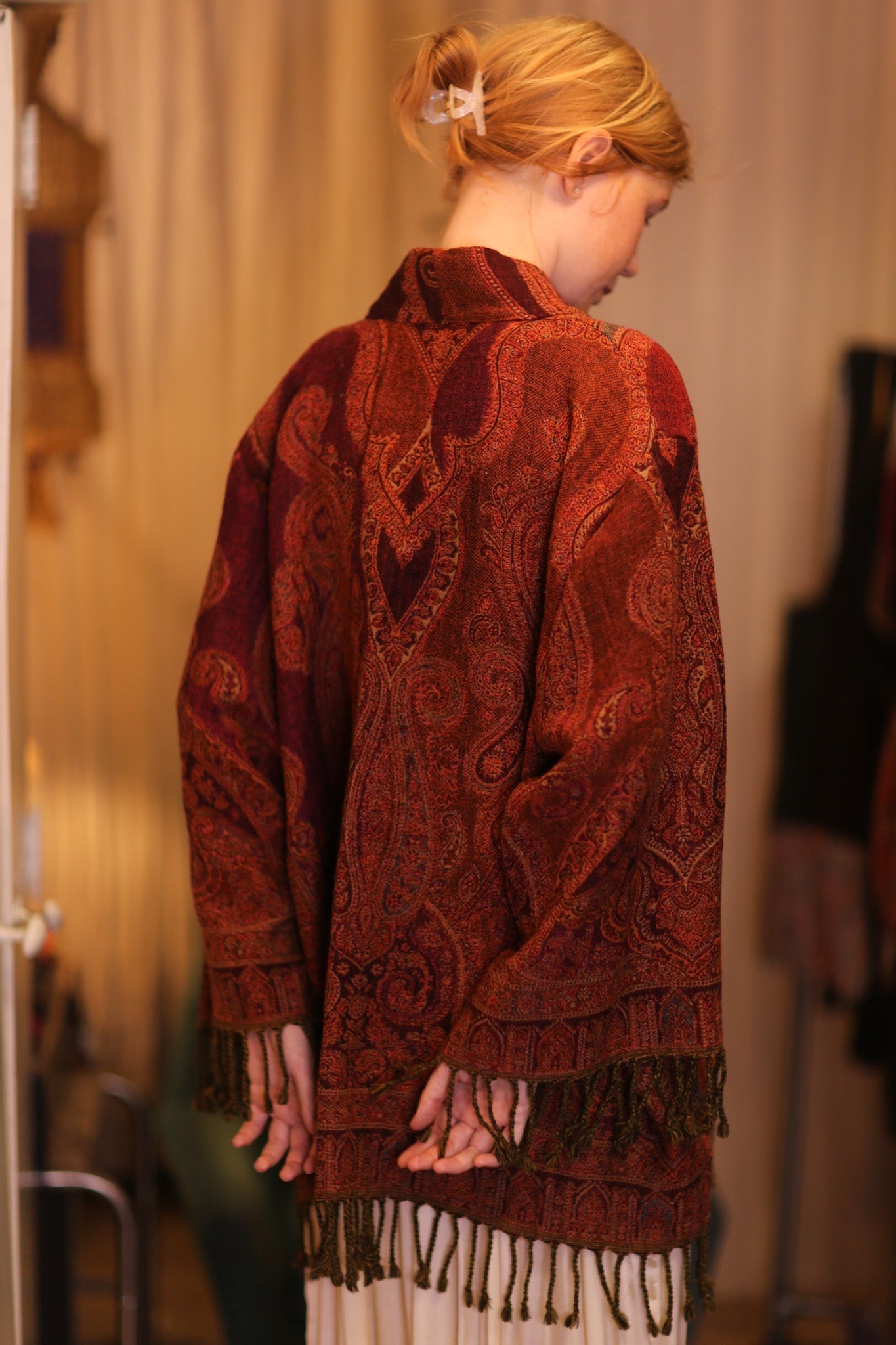 CONE PATTERN EMBROIDERED SHAWL COTTON WOOL HARMONY - MOMO STUDIO BERLIN - Berlin Concept Store - sustainable & ethical fashion