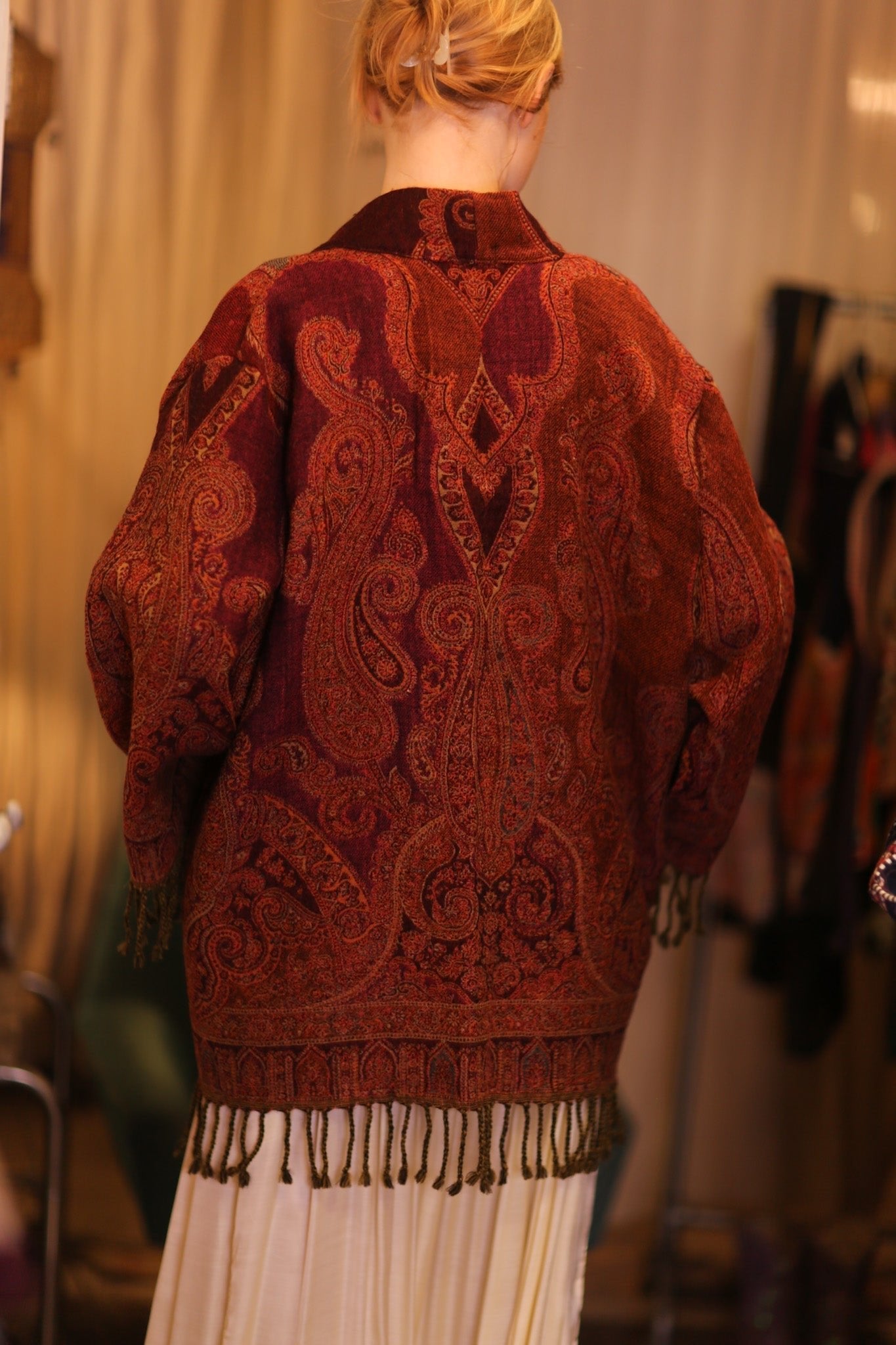 CONE PATTERN EMBROIDERED SHAWL COTTON WOOL HARMONY - MOMO STUDIO BERLIN - Berlin Concept Store - sustainable & ethical fashion