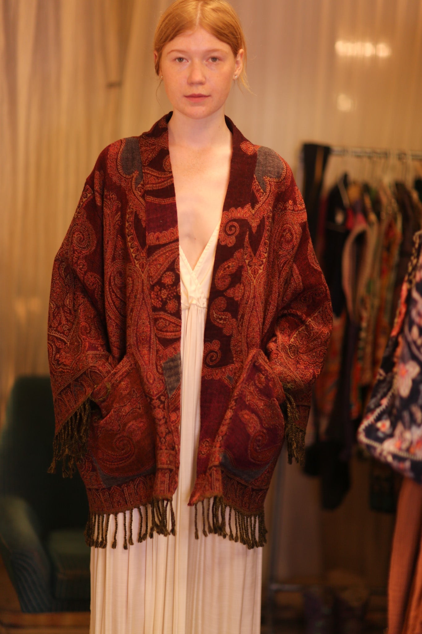 CONE PATTERN EMBROIDERED SHAWL COTTON WOOL HARMONY - MOMO STUDIO BERLIN - Berlin Concept Store - sustainable & ethical fashion