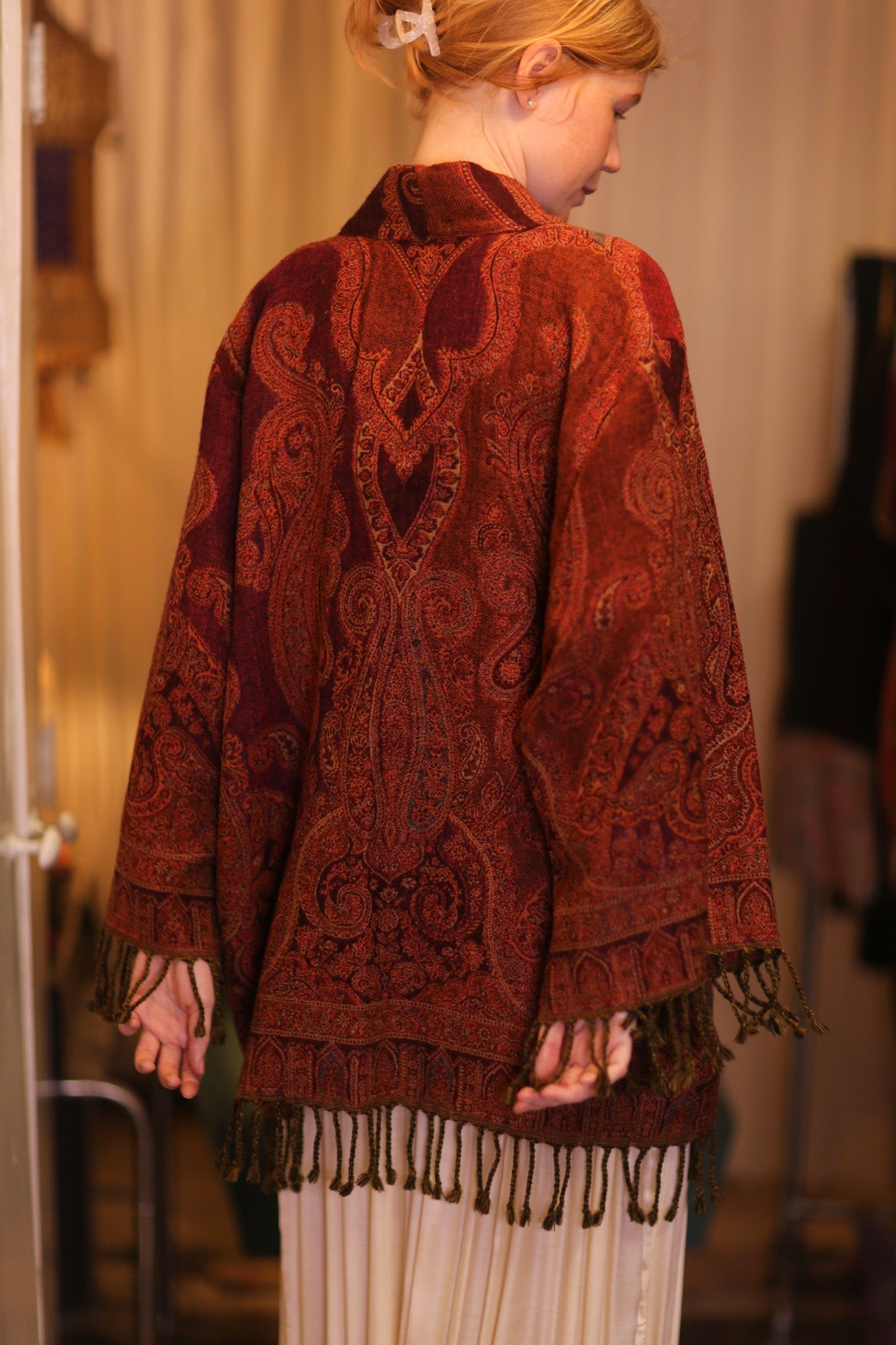 CONE PATTERN EMBROIDERED SHAWL COTTON WOOL HARMONY - MOMO STUDIO BERLIN - Berlin Concept Store - sustainable & ethical fashion