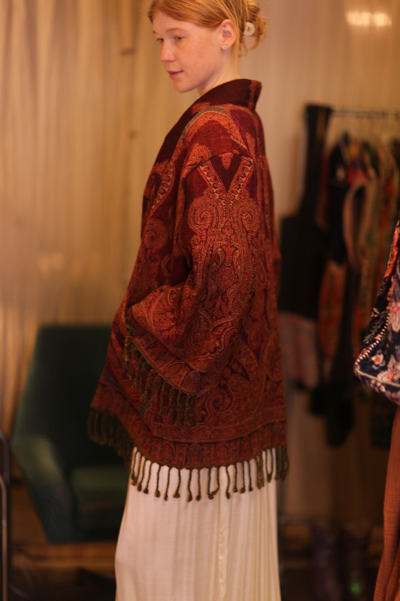 CONE PATTERN EMBROIDERED SHAWL COTTON WOOL HARMONY - MOMO STUDIO BERLIN - Berlin Concept Store - sustainable & ethical fashion