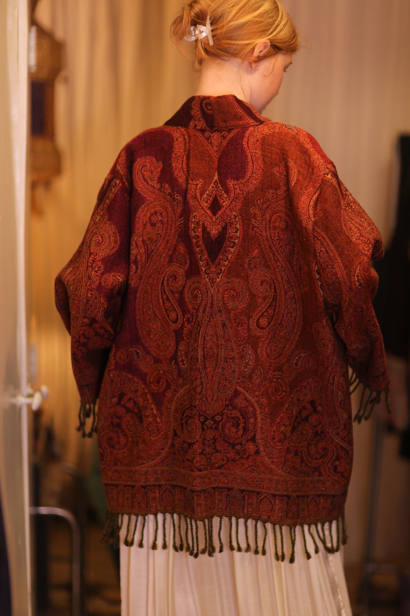 CONE PATTERN EMBROIDERED SHAWL COTTON WOOL HARMONY - MOMO STUDIO BERLIN - Berlin Concept Store - sustainable & ethical fashion