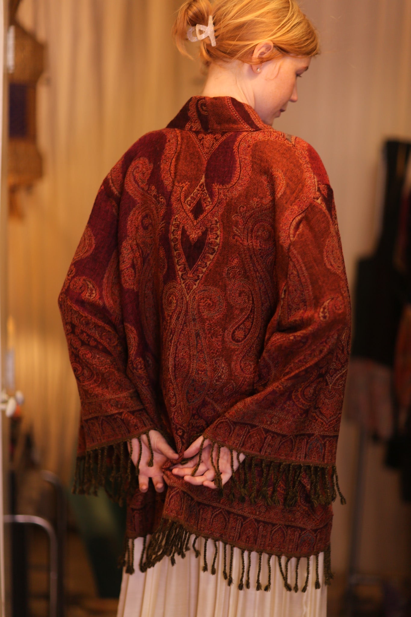 CONE PATTERN EMBROIDERED SHAWL COTTON WOOL HARMONY - MOMO STUDIO BERLIN - Berlin Concept Store - sustainable & ethical fashion