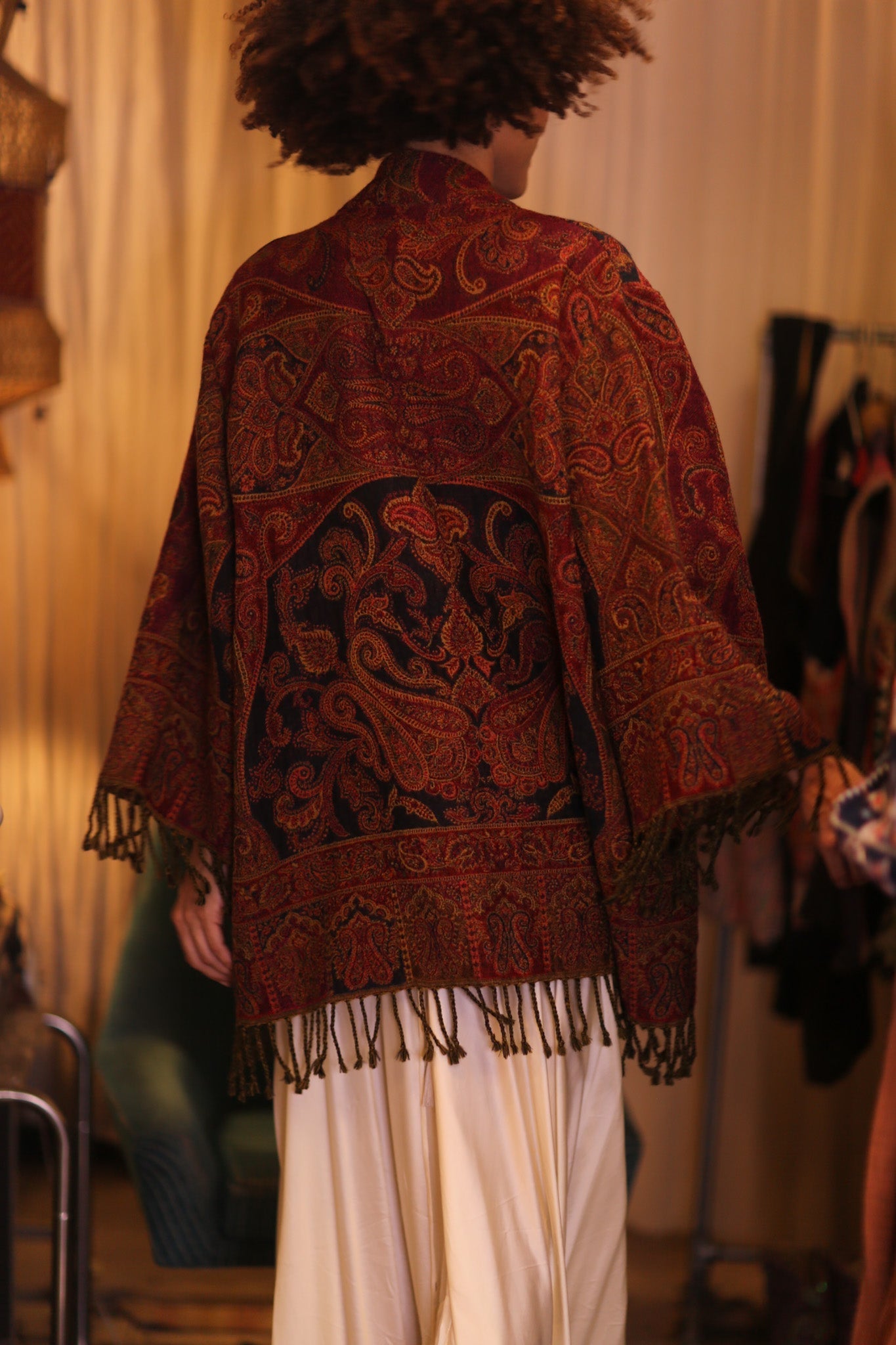 CONE PATTERNED EMBROIDERED COTTON WOOL SHAWL KIMONO NANCY - MOMO STUDIO BERLIN - Berlin Concept Store - sustainable & ethical fashion