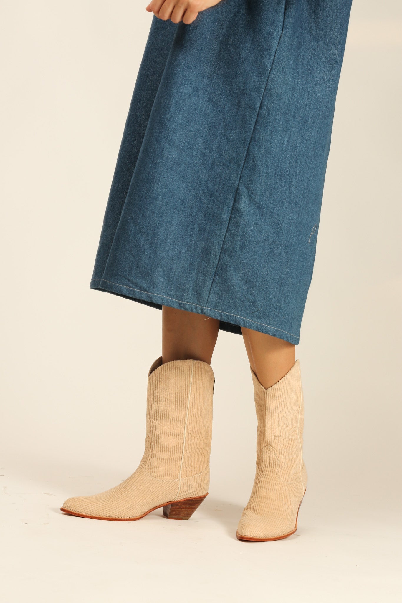 CORDUROY WESTERN BOOTS MOLINA - MOMO STUDIO BERLIN - Berlin Concept Store - sustainable & ethical fashion