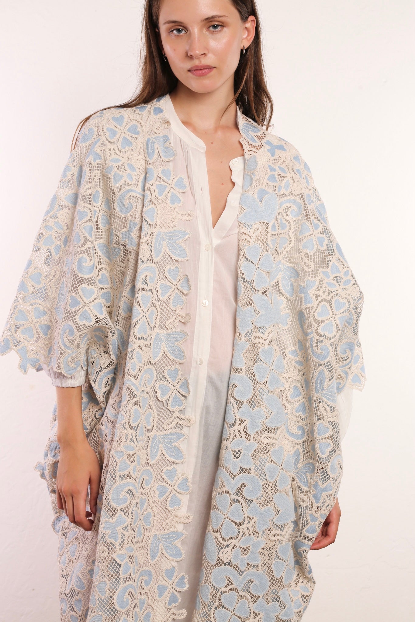 COTTTON LACE LIGHT BLUE FLOWER KIMONO - MOMO STUDIO BERLIN - Berlin Concept Store - sustainable & ethical fashion