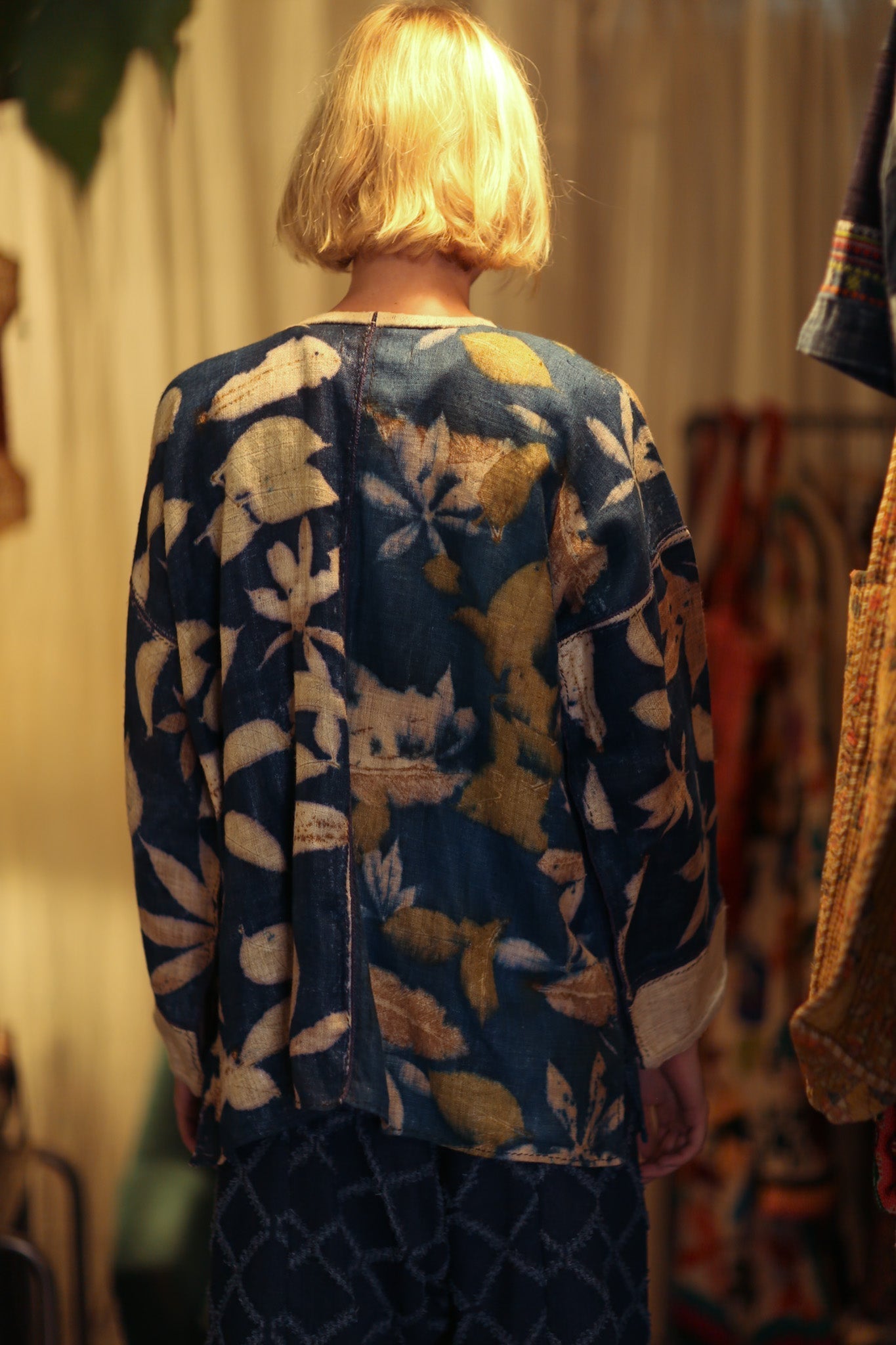 DAMON KANCHON DEEP BLUE SHORT JACKET - MOMO STUDIO BERLIN - Berlin Concept Store - sustainable & ethical fashion