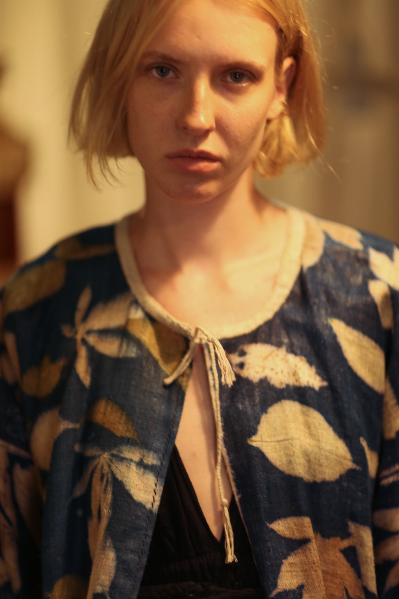 DAMON KANCHON DEEP BLUE SHORT JACKET - MOMO STUDIO BERLIN - Berlin Concept Store - sustainable & ethical fashion