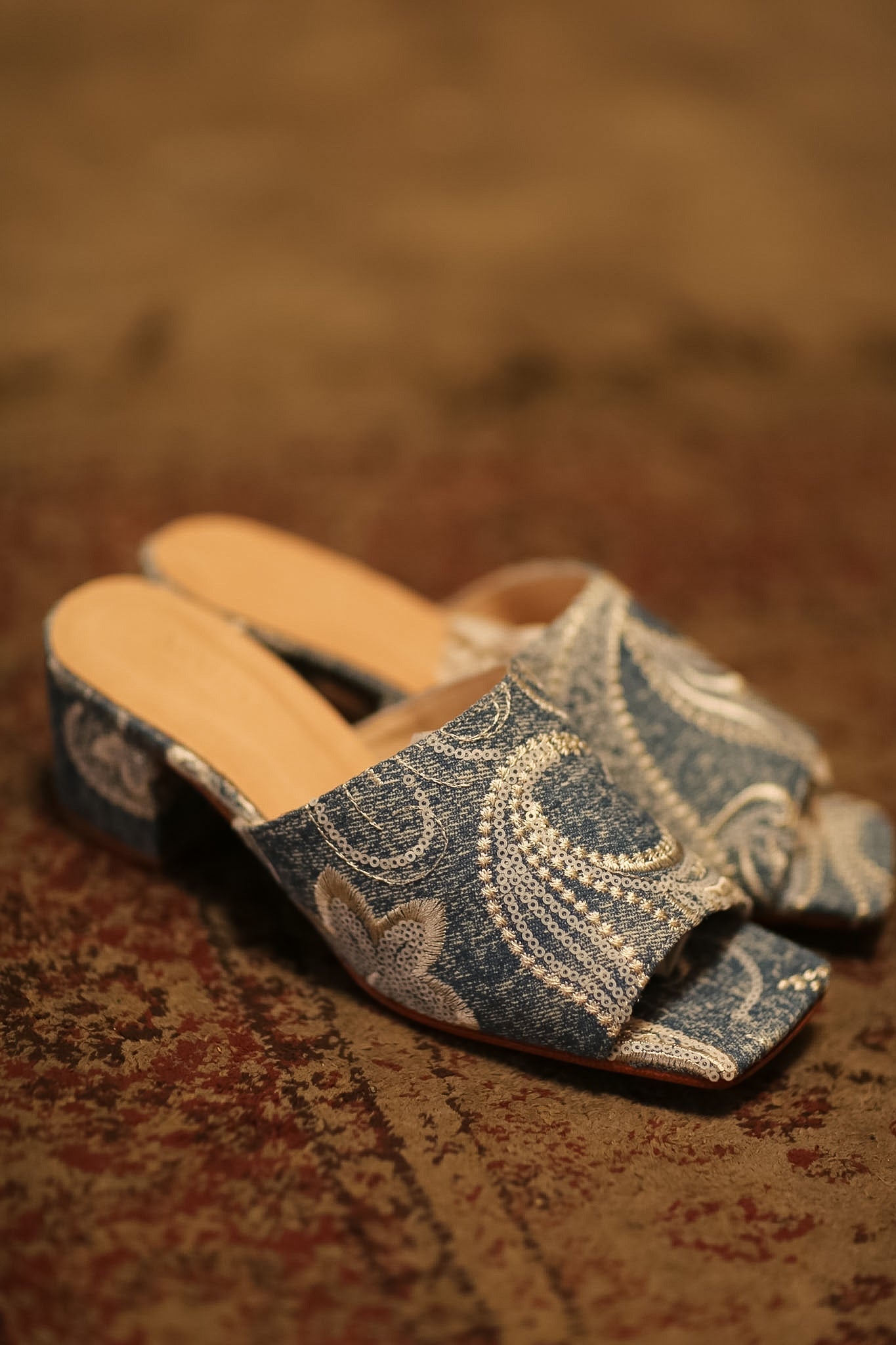 DENIM EMBROIDERED MULES KINTRA - MOMO STUDIO BERLIN - Berlin Concept Store - sustainable & ethical fashion