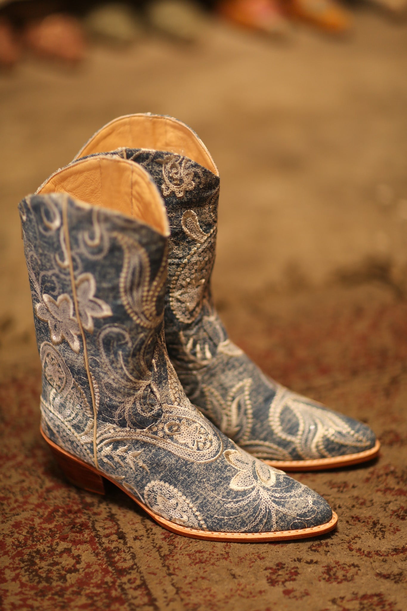 DENIM EMBROIDERED WESTERN BOOTS KATALIN - MOMO STUDIO BERLIN - Berlin Concept Store - sustainable & ethical fashion