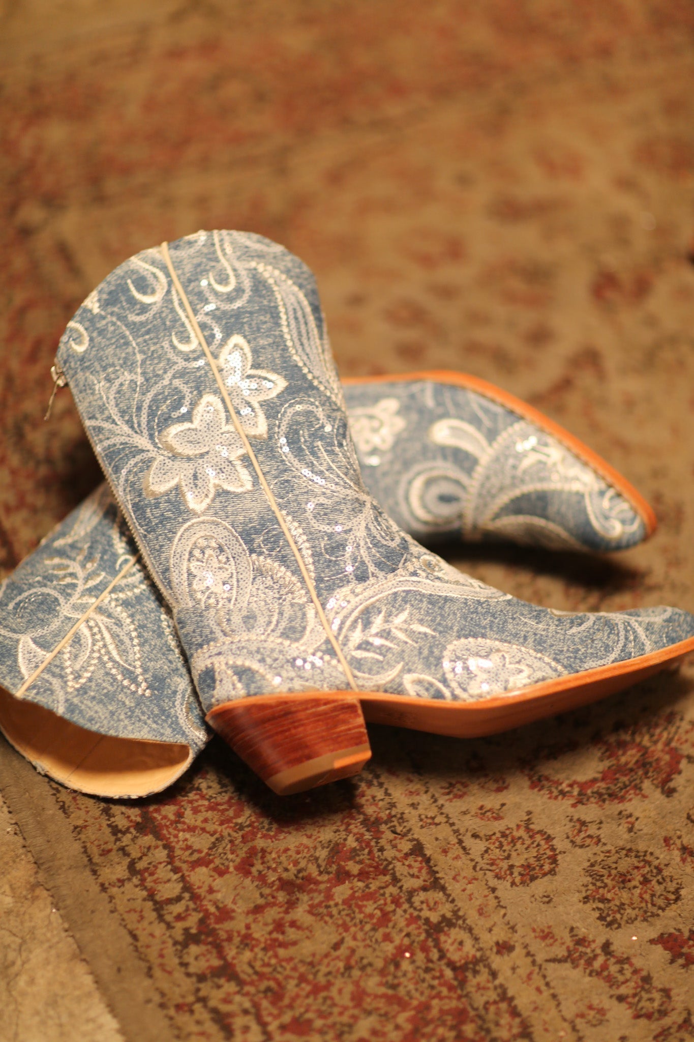 DENIM EMBROIDERED WESTERN BOOTS KATALIN - MOMO STUDIO BERLIN - Berlin Concept Store - sustainable & ethical fashion