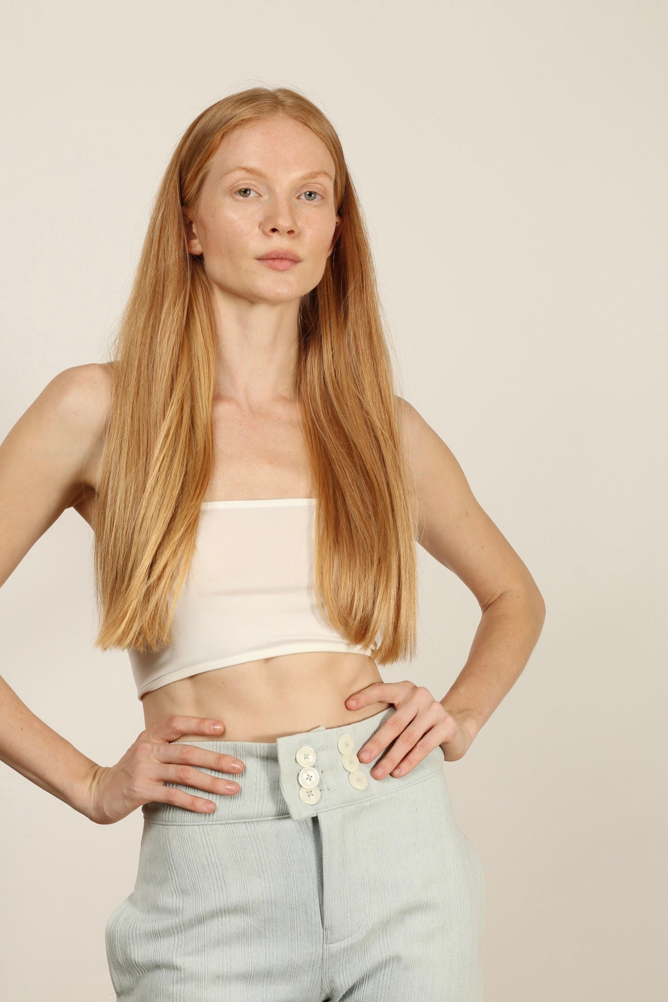 DENIM PANTS BERENICE - MOMO STUDIO BERLIN - Berlin Concept Store - sustainable & ethical fashion