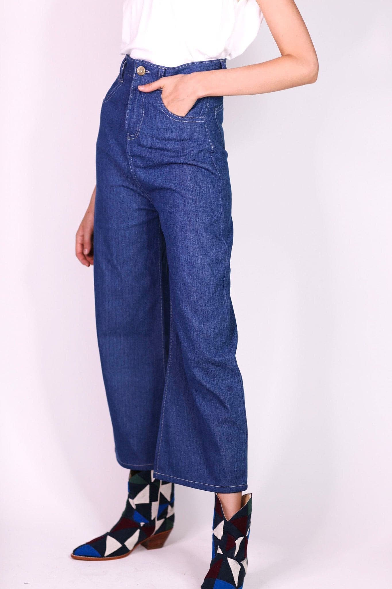 DENIM PANTS HILLARY - MOMO STUDIO BERLIN - Berlin Concept Store - sustainable & ethical fashion