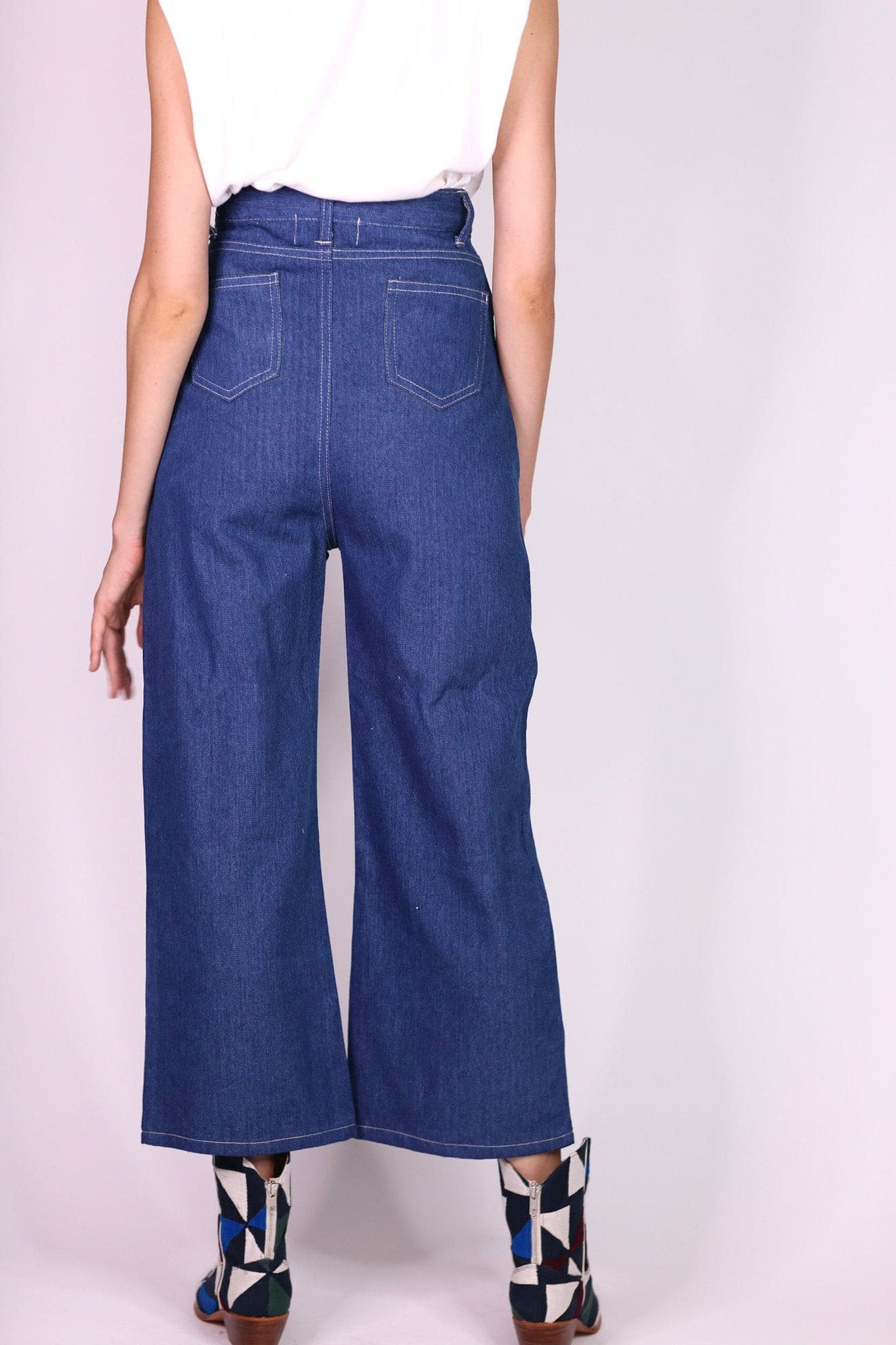 DENIM PANTS HILLARY - MOMO STUDIO BERLIN - Berlin Concept Store - sustainable & ethical fashion