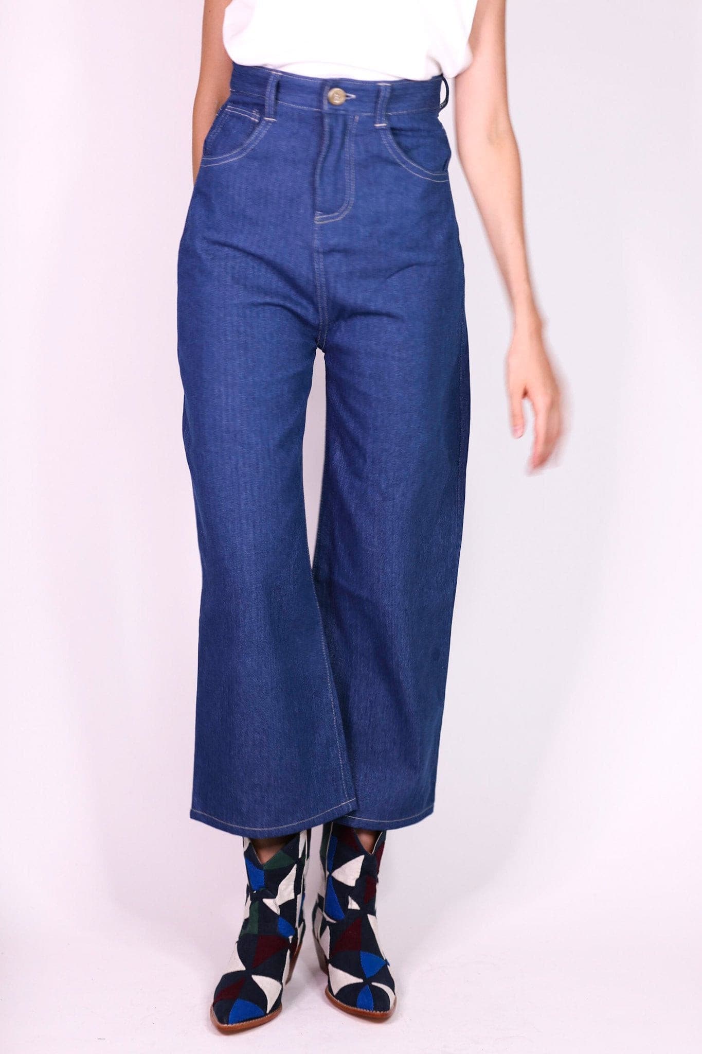 DENIM PANTS HILLARY - MOMO STUDIO BERLIN - Berlin Concept Store - sustainable & ethical fashion