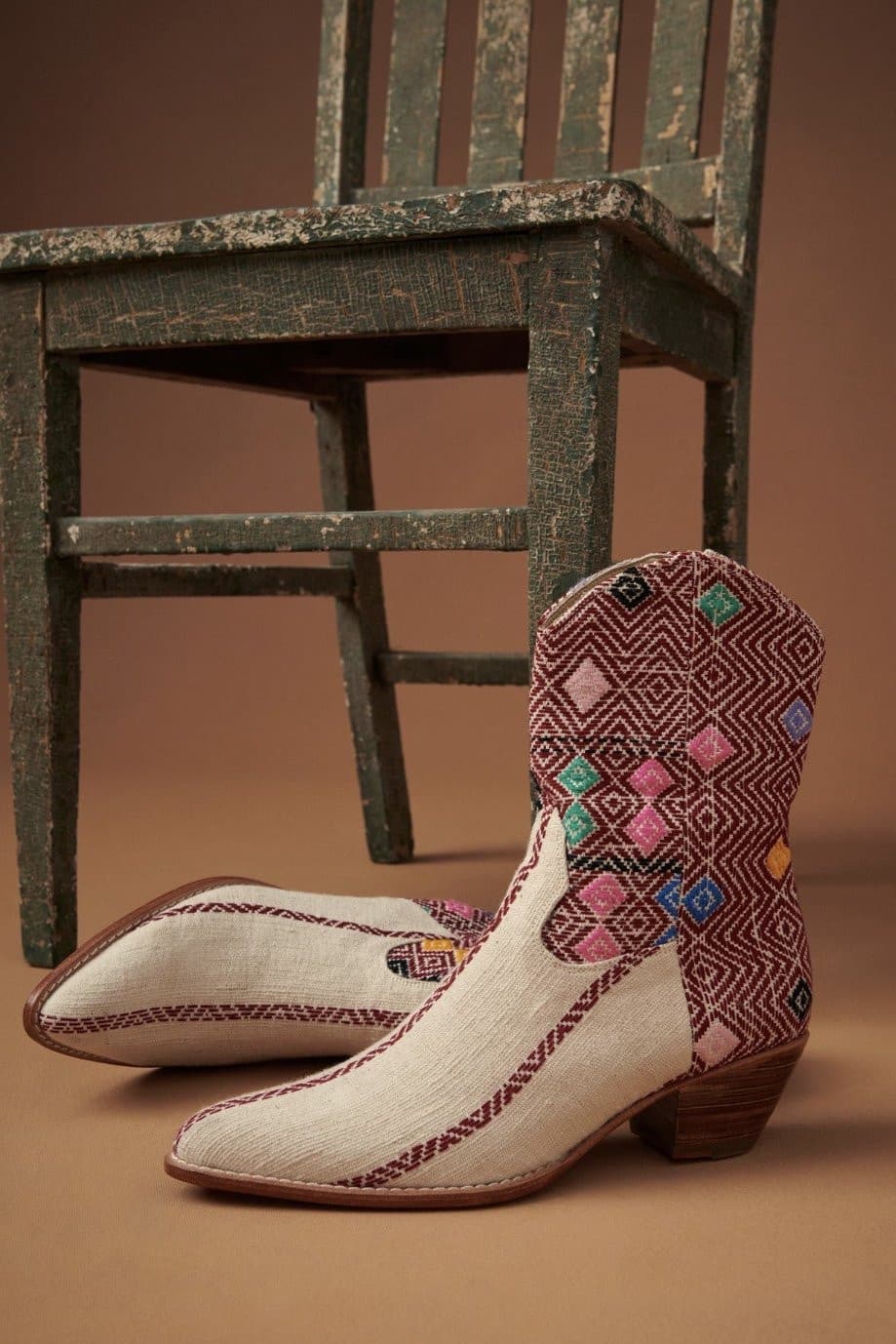 DIAMOND EMBROIDERED WESTERN BOOTS X ANTHROPOLOGIE - MOMO STUDIO BERLIN - Berlin Concept Store - sustainable & ethical fashion