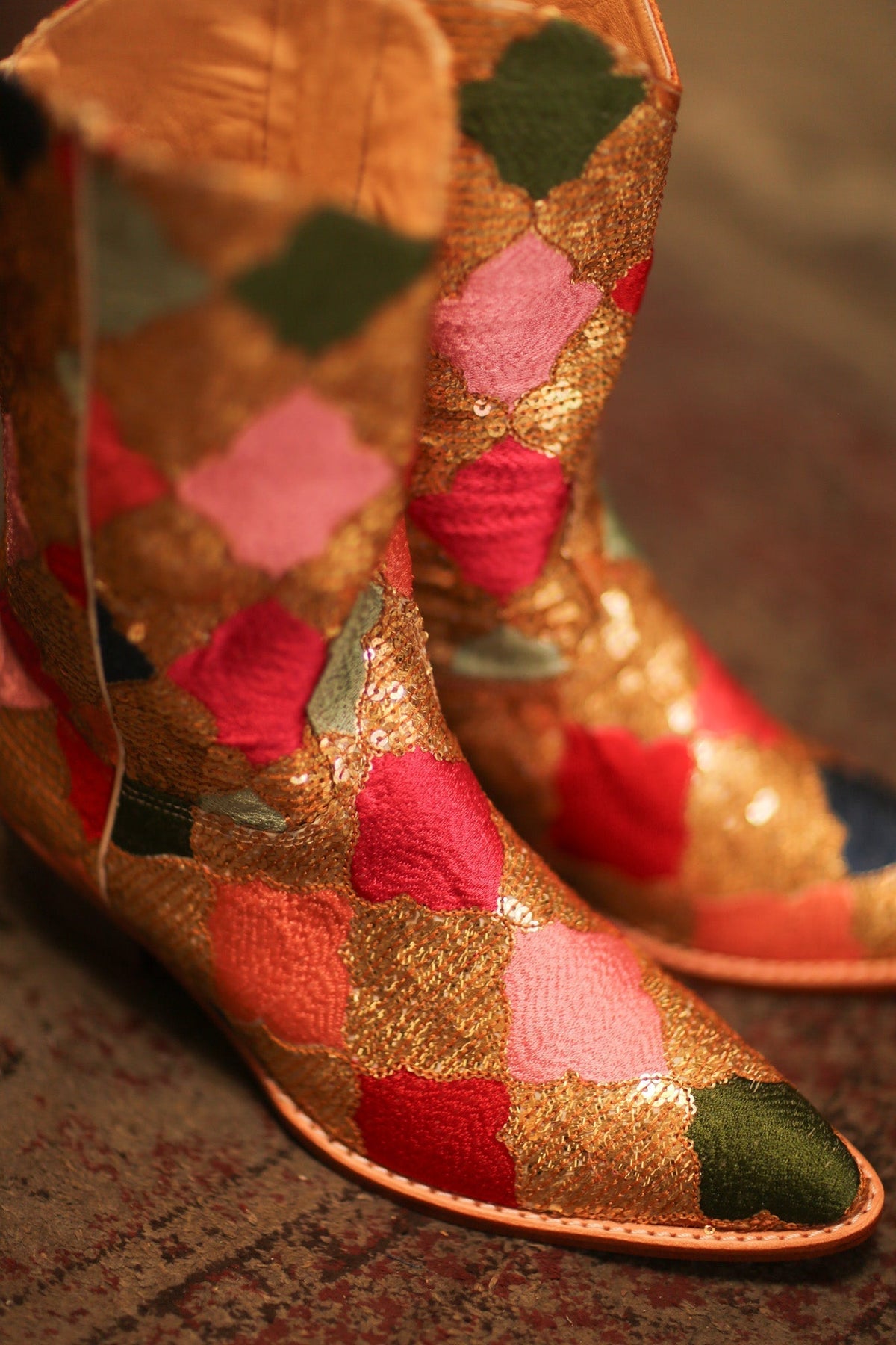 DIAMOND SEQUIN EMBROIDERED WESTERN BOOTS NILOTO - MOMO STUDIO BERLIN - Berlin Concept Store - sustainable & ethical fashion
