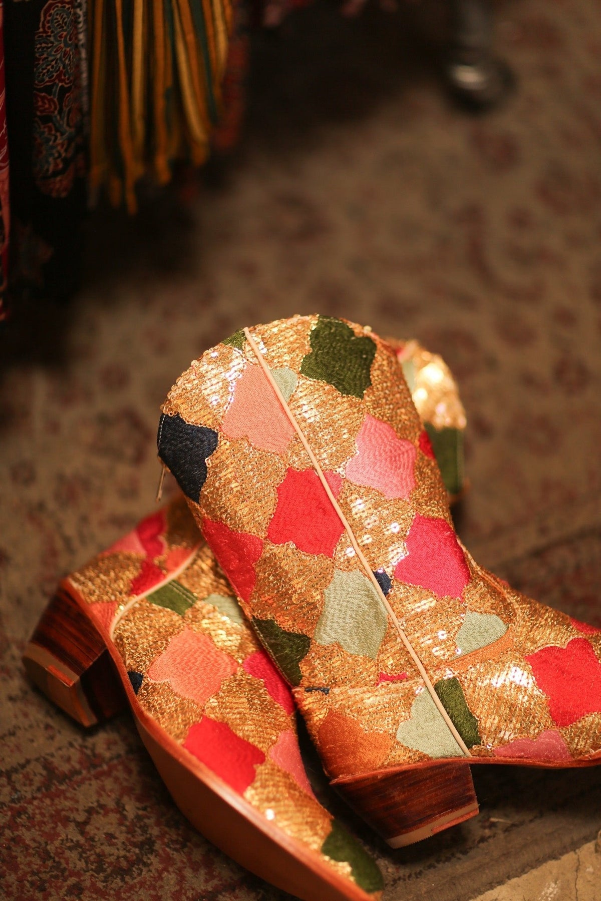 DIAMOND SEQUIN EMBROIDERED WESTERN BOOTS NILOTO - MOMO STUDIO BERLIN - Berlin Concept Store - sustainable & ethical fashion