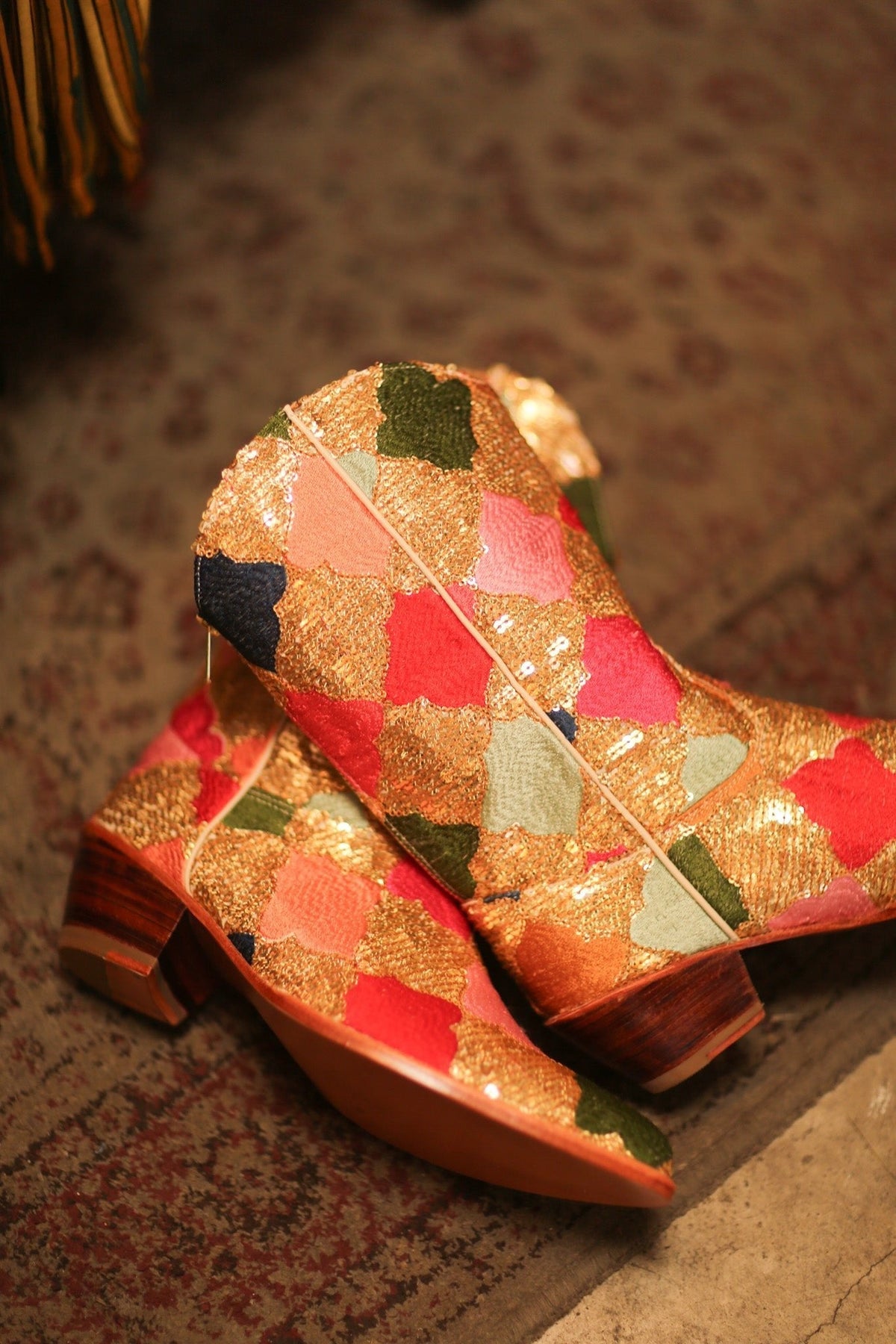 DIAMOND SEQUIN EMBROIDERED WESTERN BOOTS NILOTO - MOMO STUDIO BERLIN - Berlin Concept Store - sustainable & ethical fashion