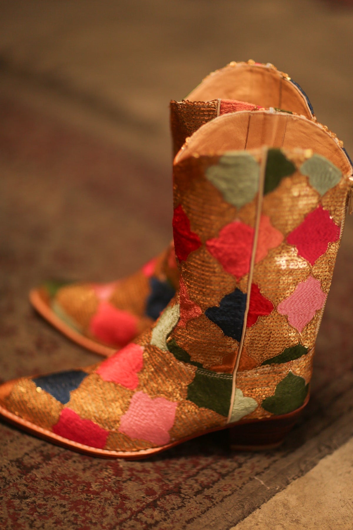 DIAMOND SEQUIN EMBROIDERED WESTERN BOOTS NILOTO - MOMO STUDIO BERLIN - Berlin Concept Store - sustainable & ethical fashion