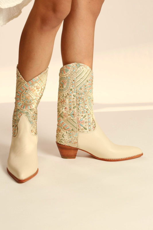 EMBELLISHED EMBROIDERED SILK WESTERN BOOTS MILTON - MOMO STUDIO BERLIN - Berlin Concept Store - sustainable & ethical fashion